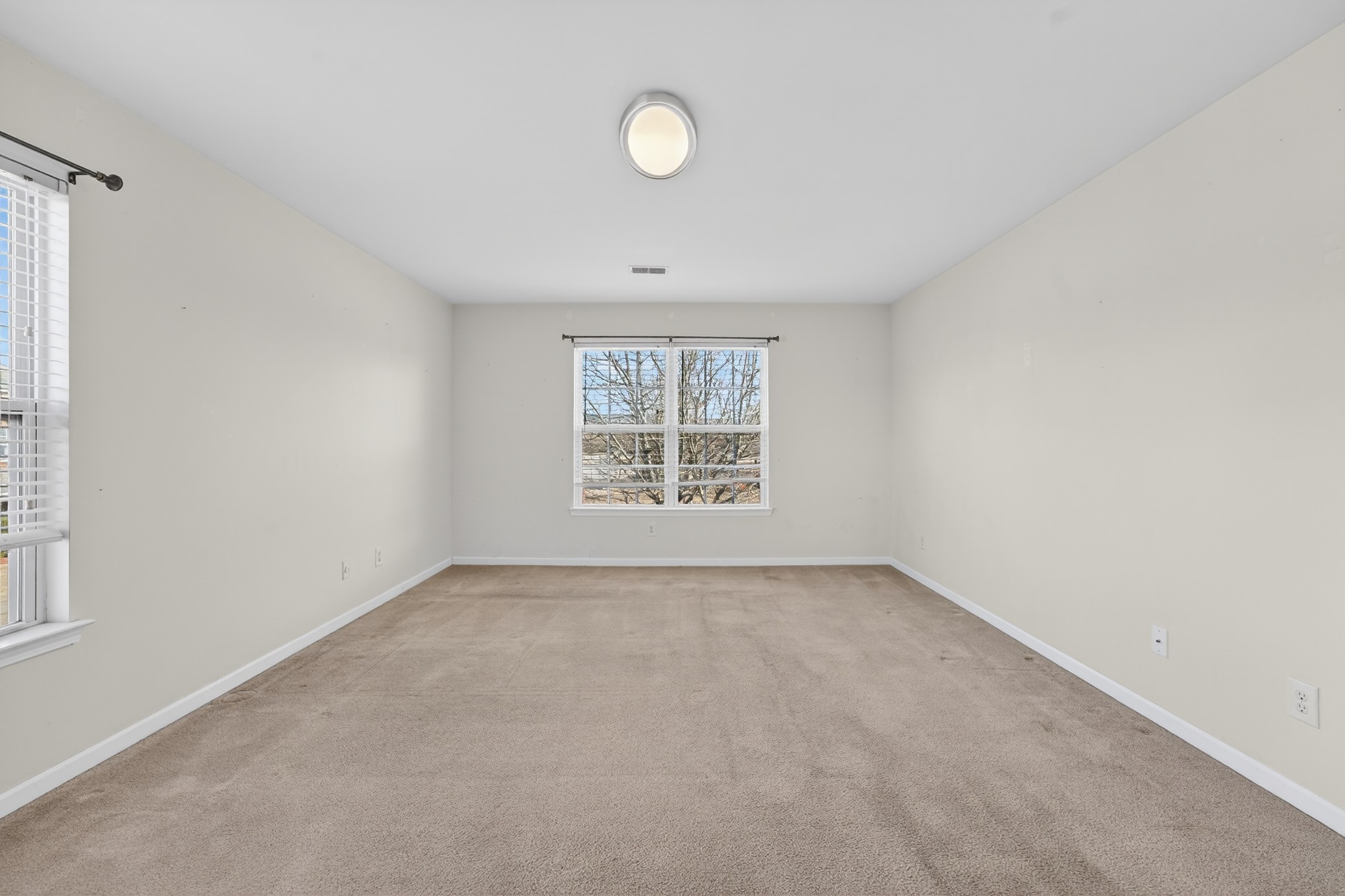 12 Gibson Dr