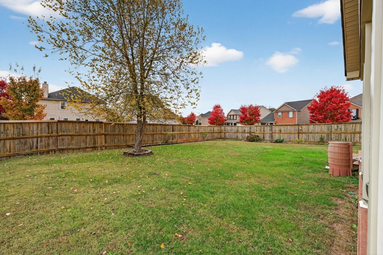 12 Gibson Dr