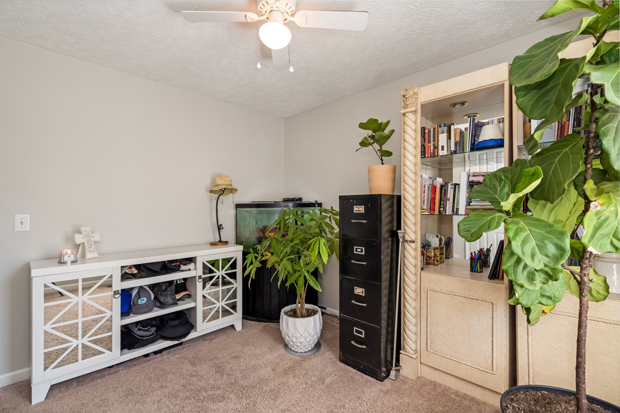 120 E Crawford Ct