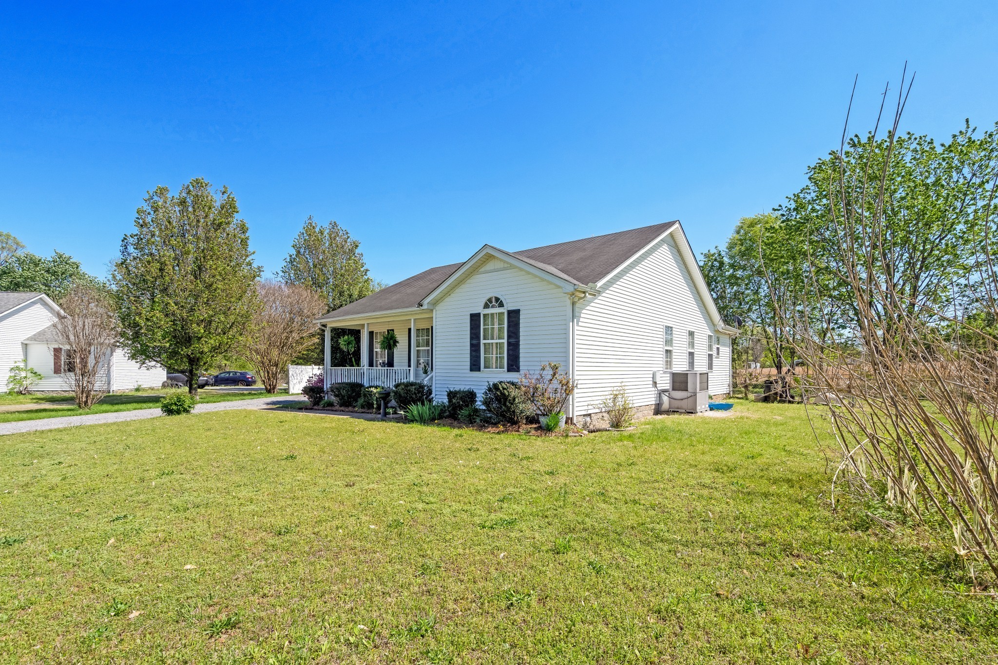 120 E Crawford Ct