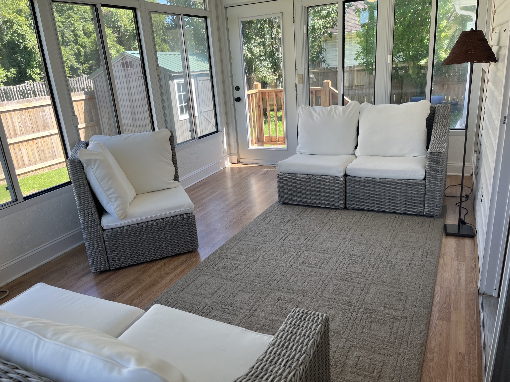 1305 Mayfair Dr