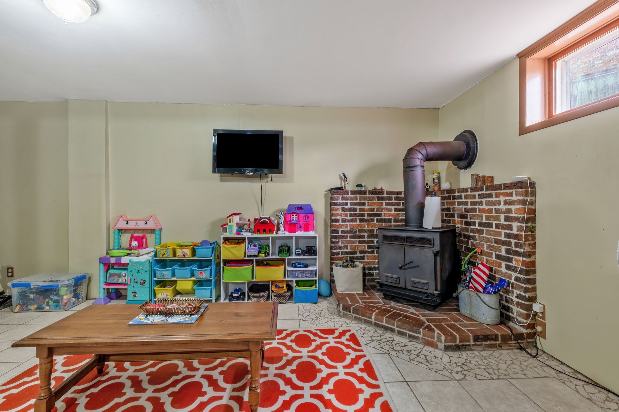 200 Bonnaoaks Dr