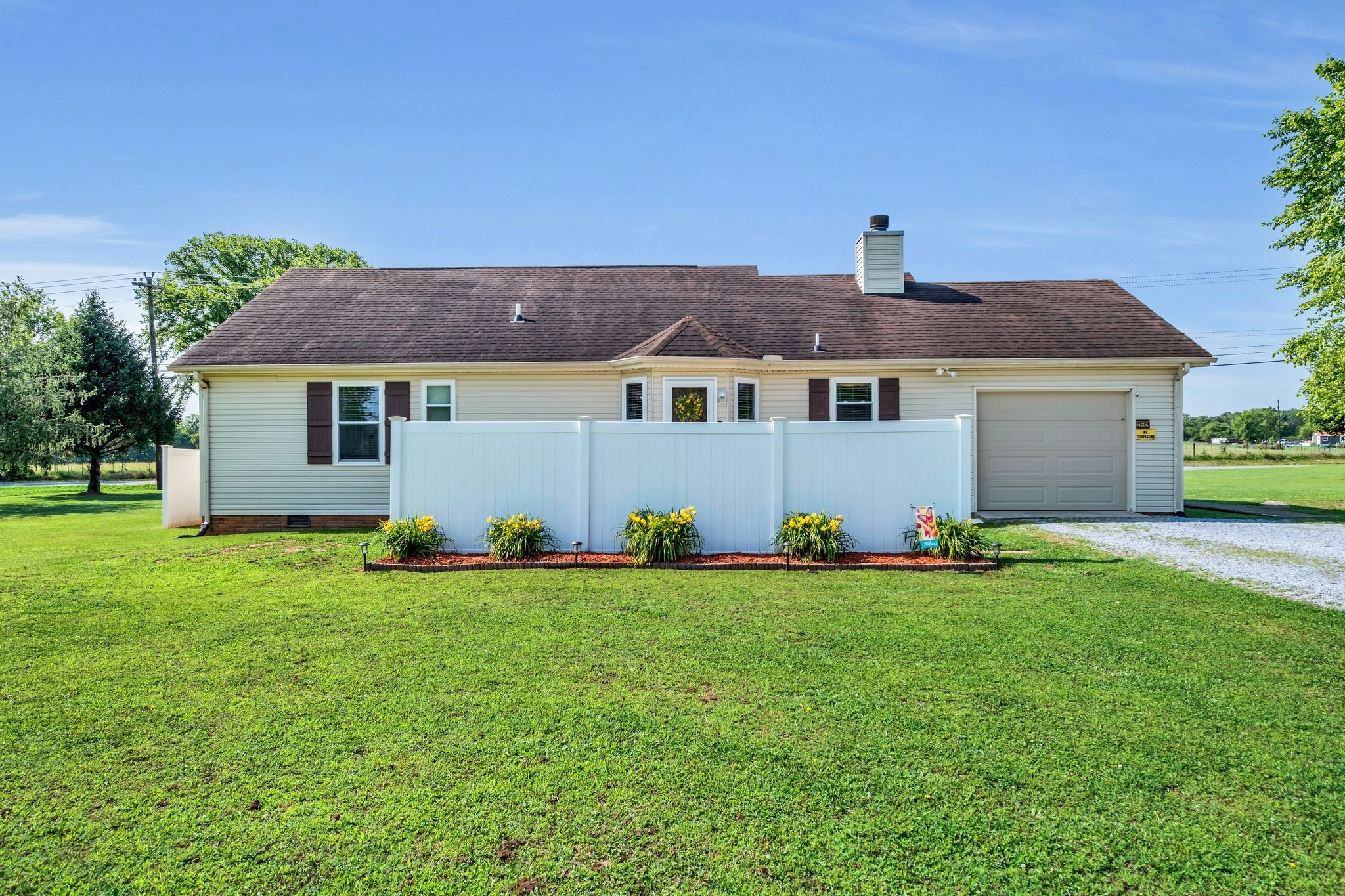 1545 Carthage Hwy