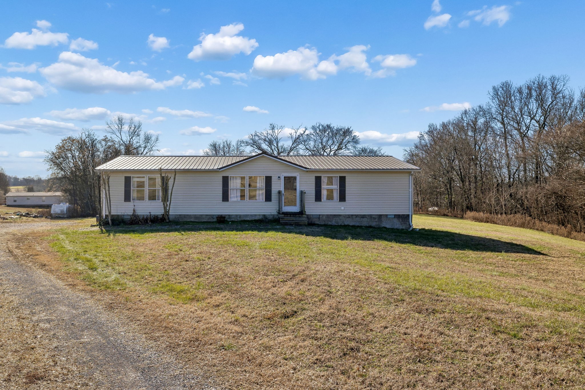 217 Tomlinson Rd