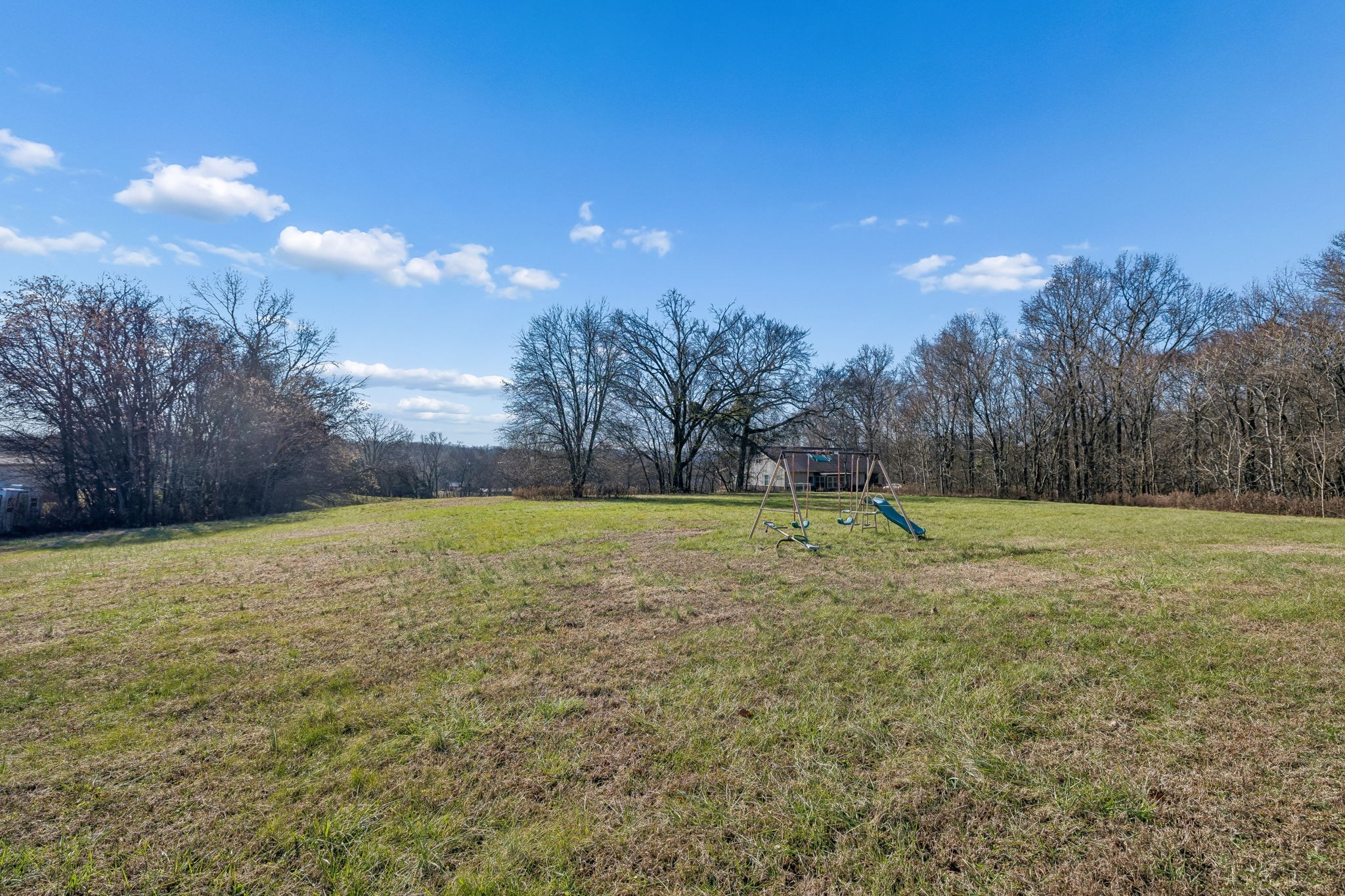217 Tomlinson Rd