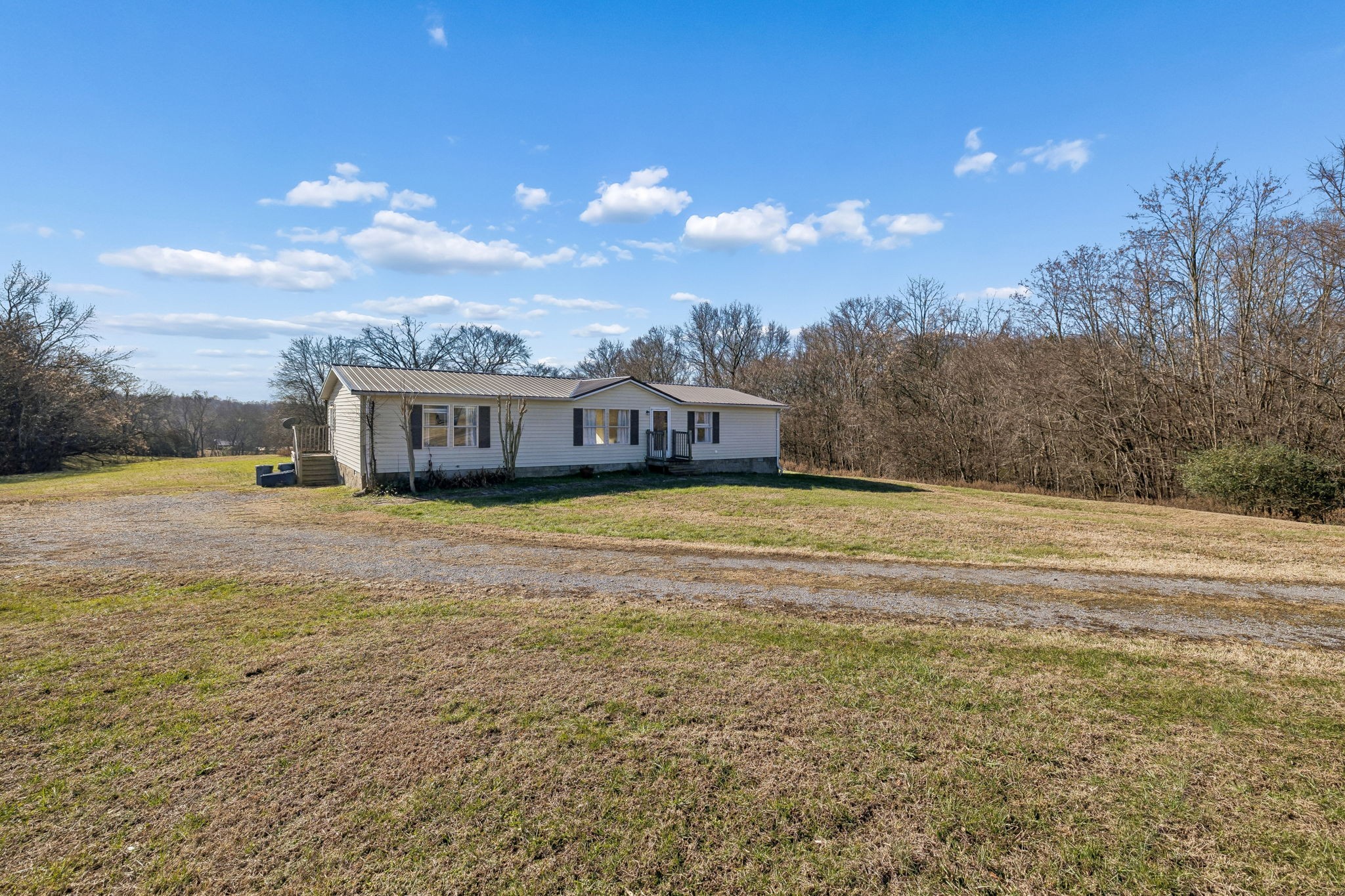217 Tomlinson Rd