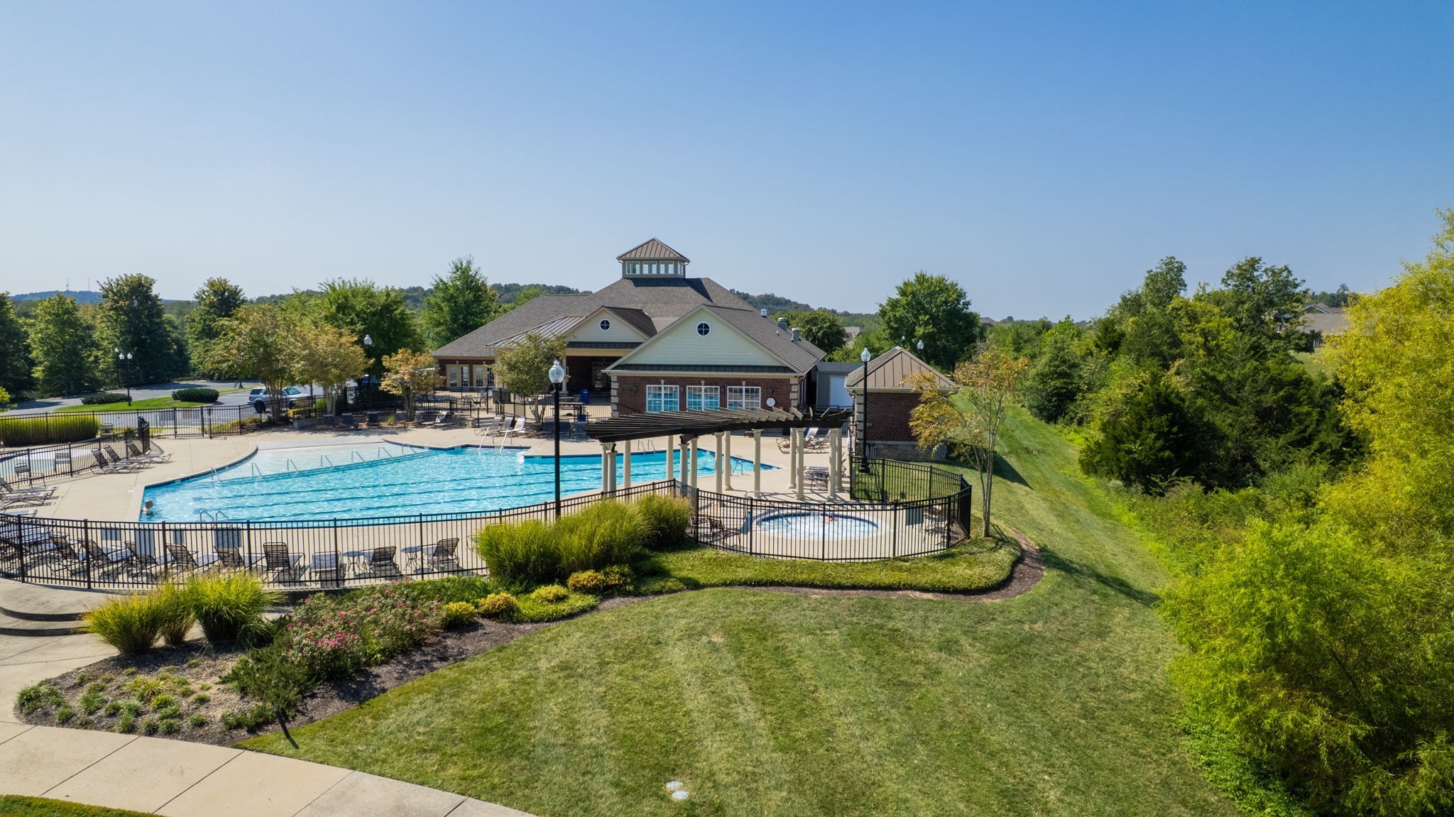 1518 Cedarbrooke Ln
