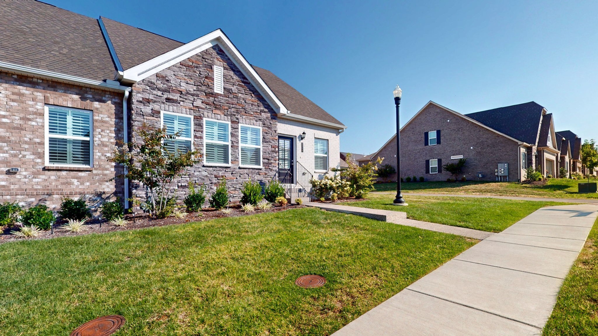 1518 Cedarbrooke Ln