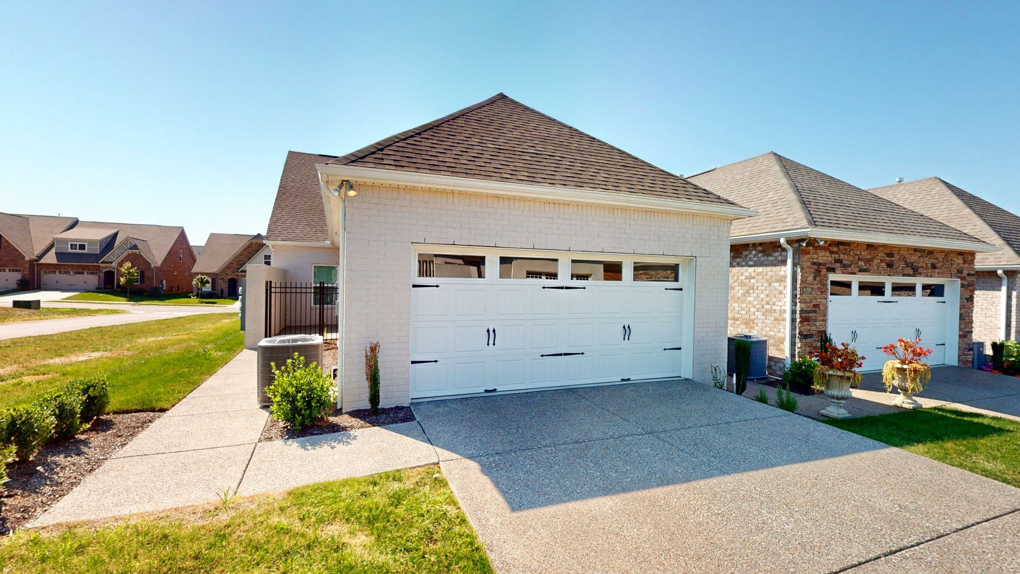 1518 Cedarbrooke Ln