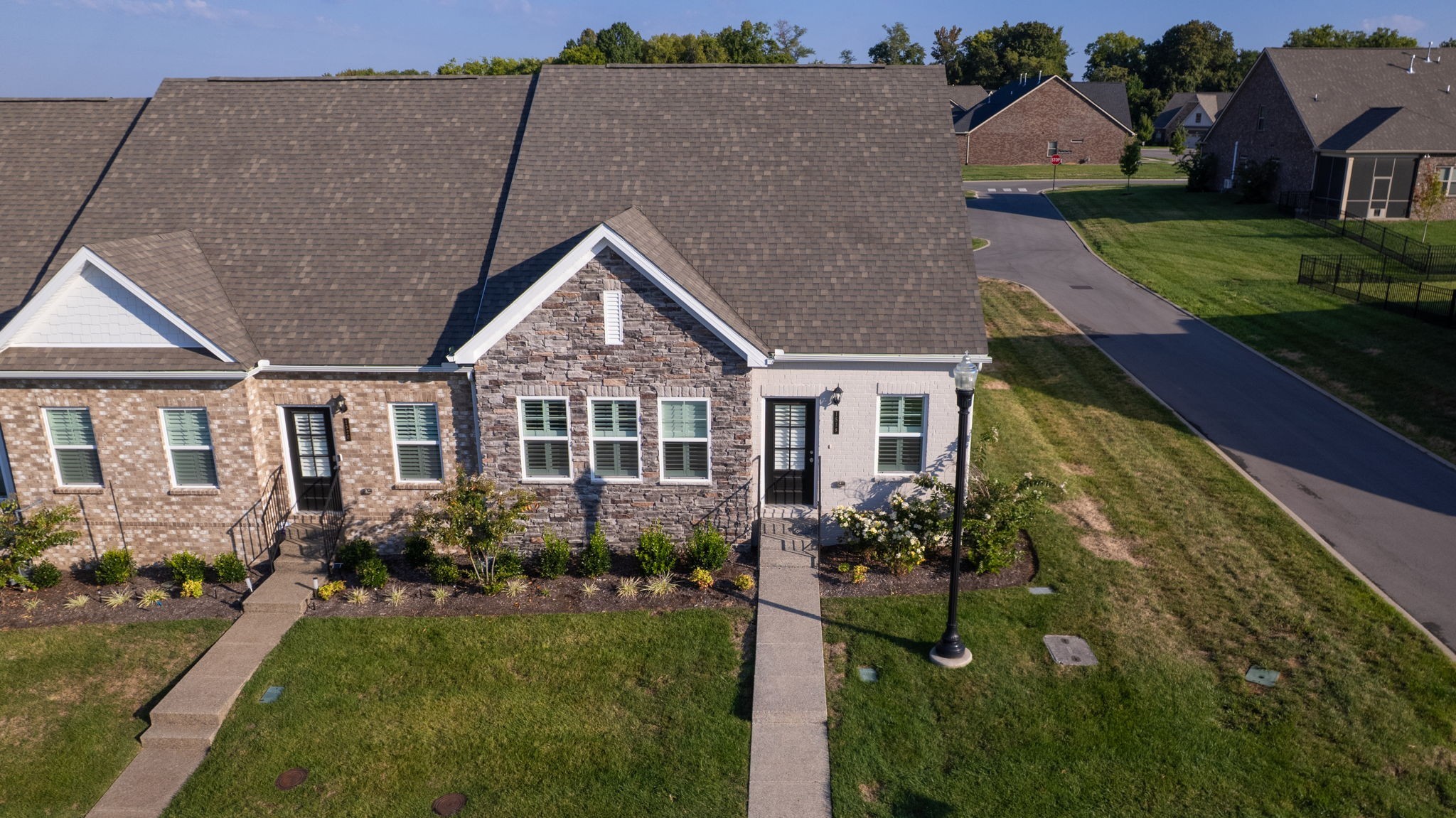 1518 Cedarbrooke Ln