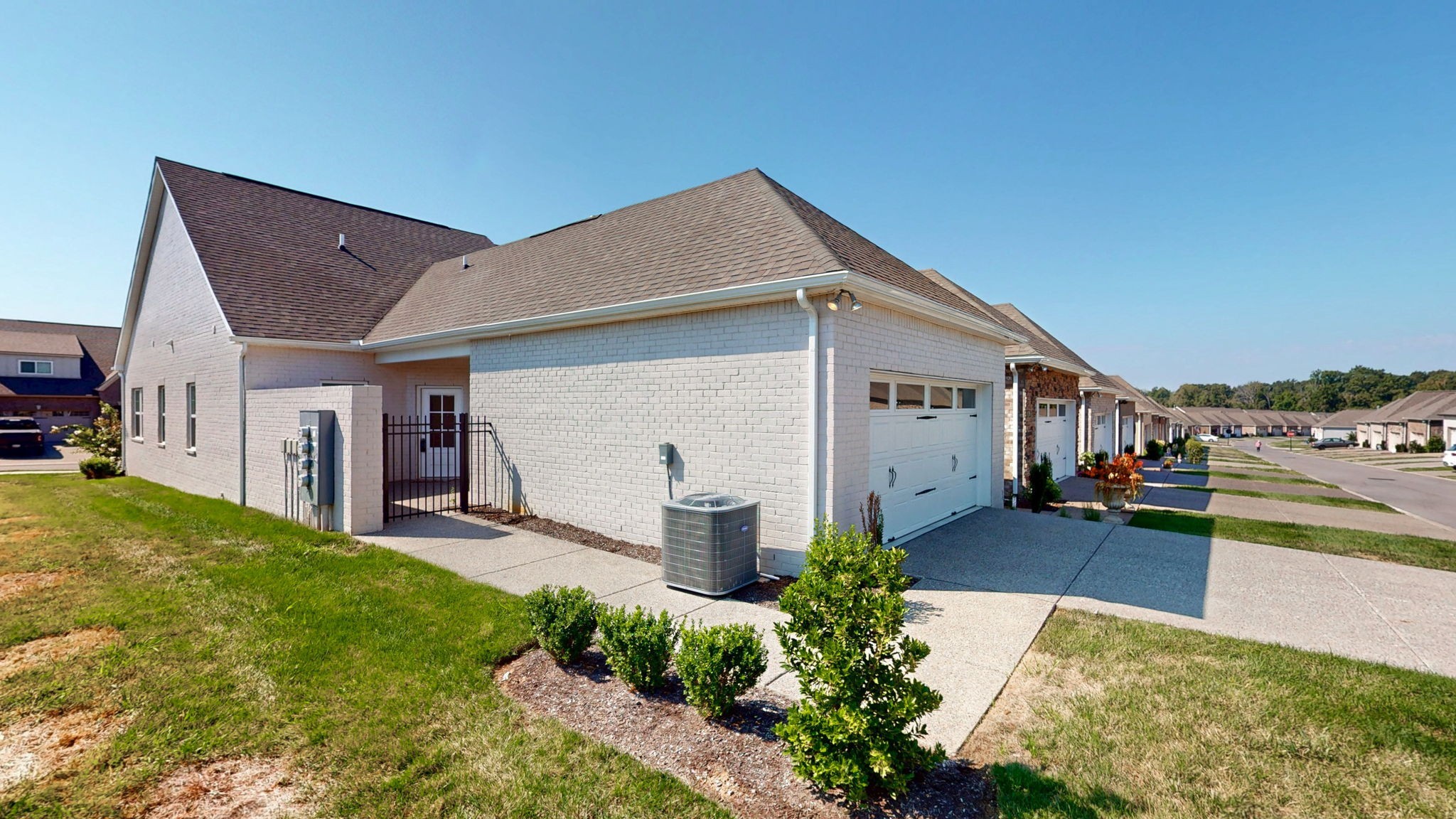 1518 Cedarbrooke Ln