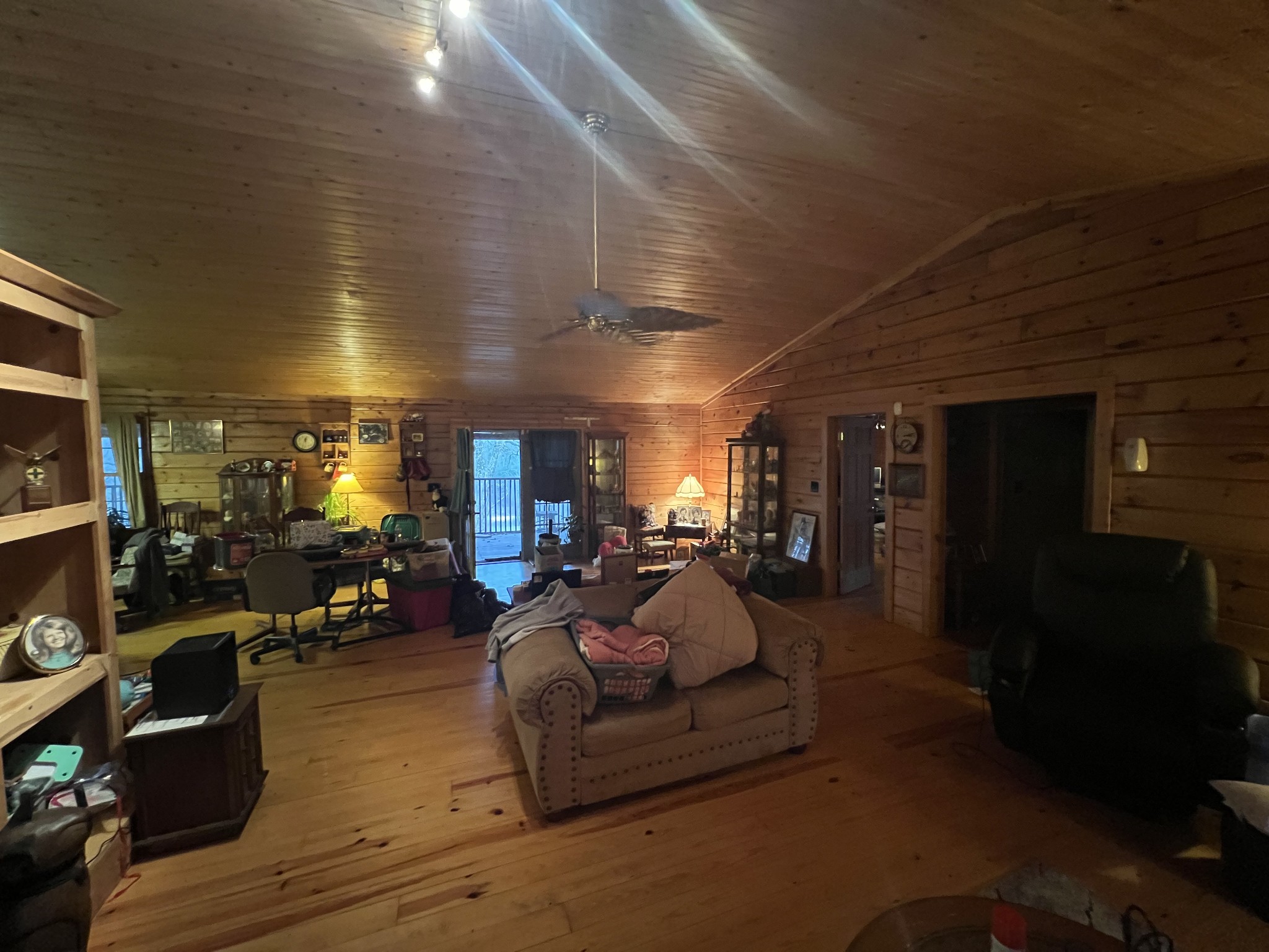 3281 Statesville Rd