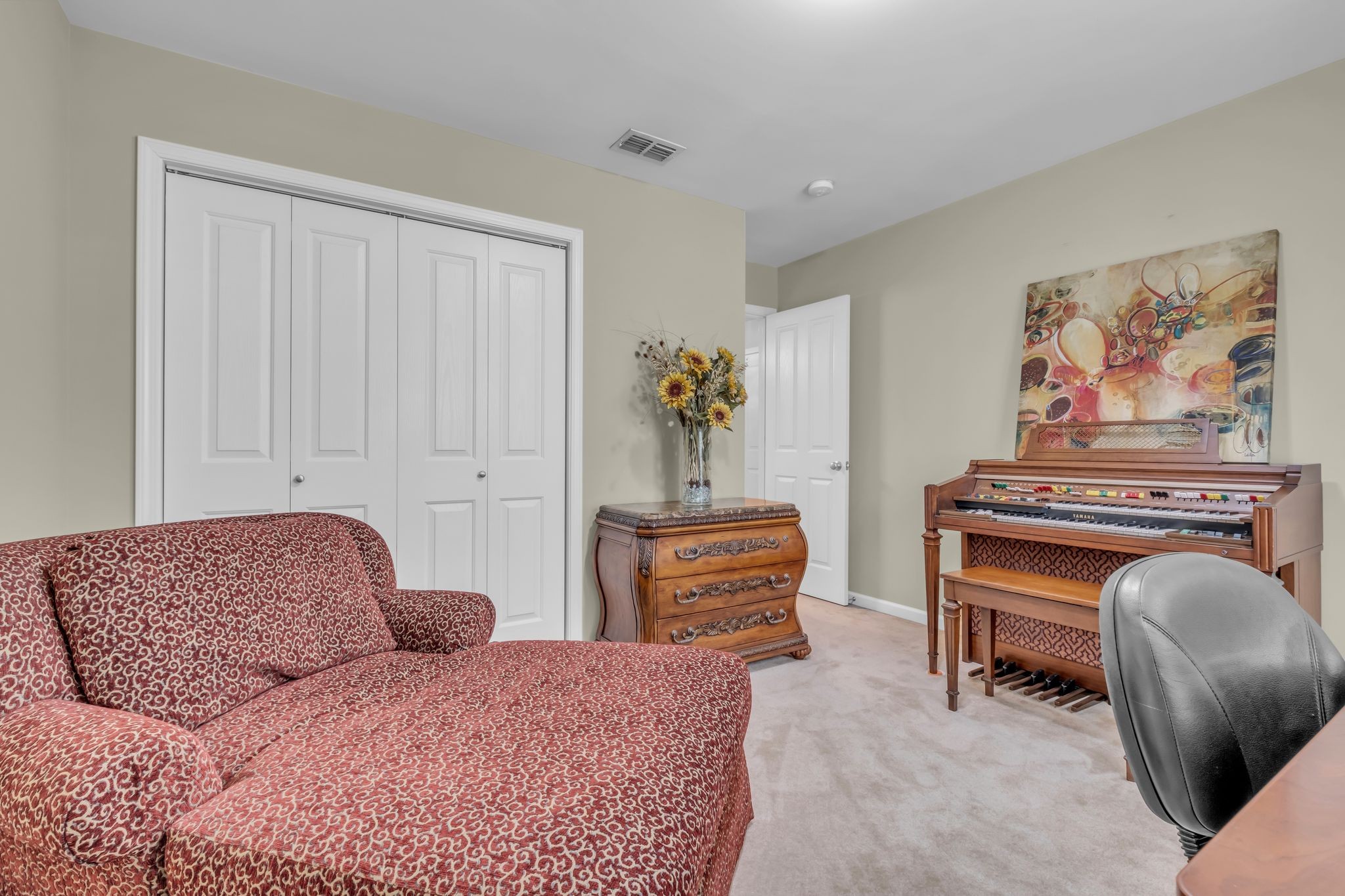 301 Griffin Pl