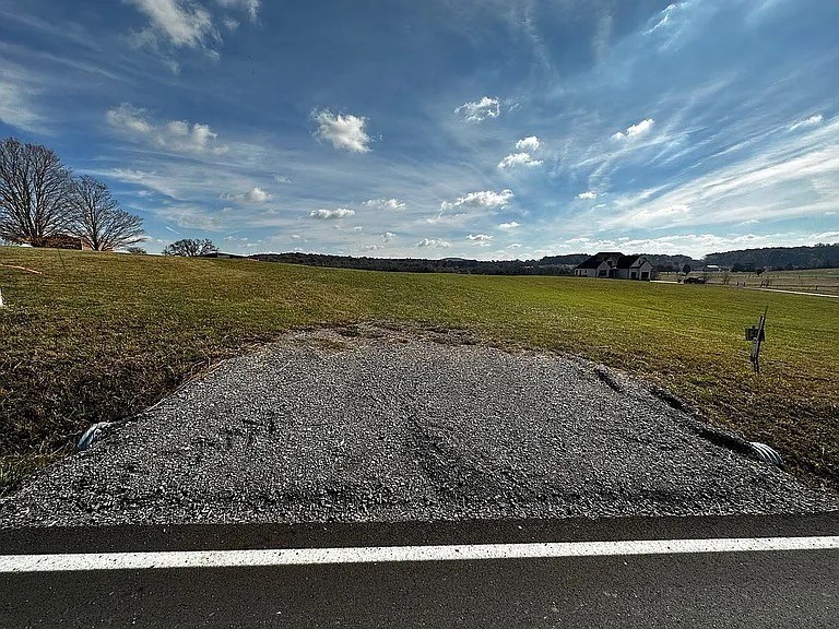 1295 Sugar Flat Rd