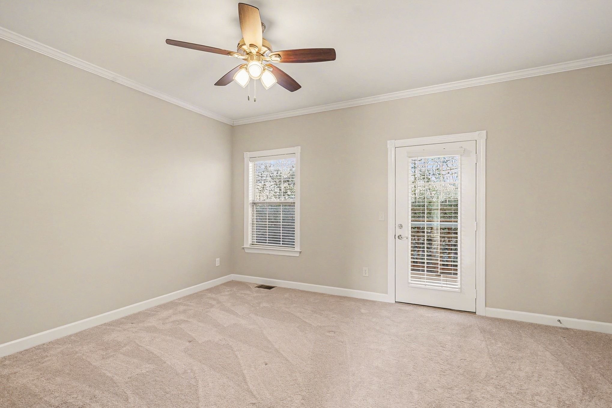 324 Riverstone Blvd