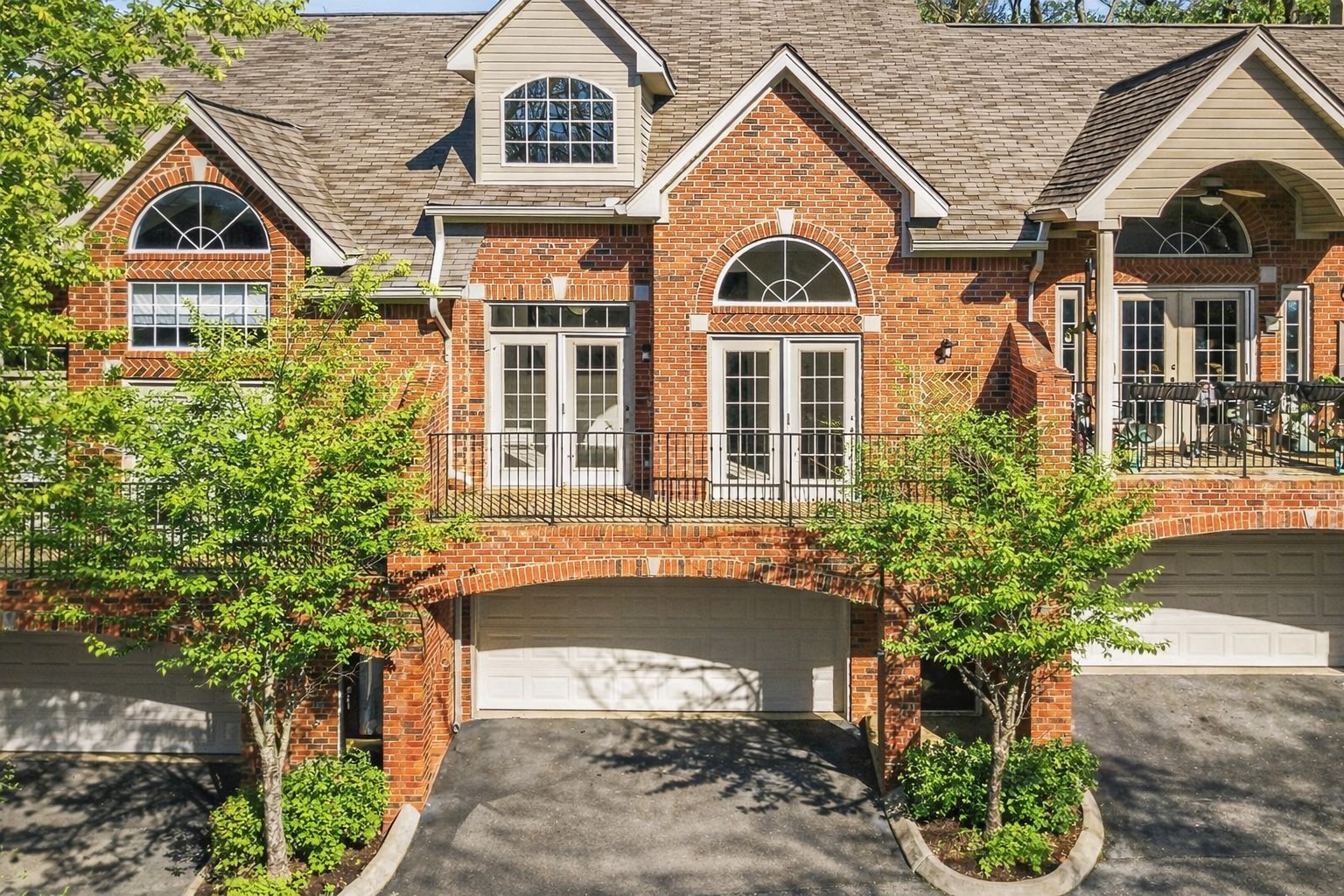 324 Riverstone Blvd