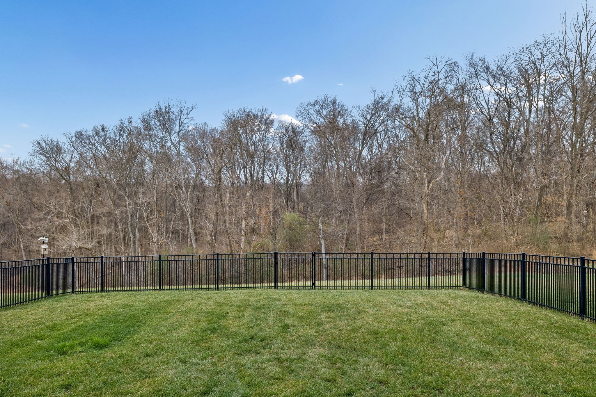 892 Meadowcrest Way