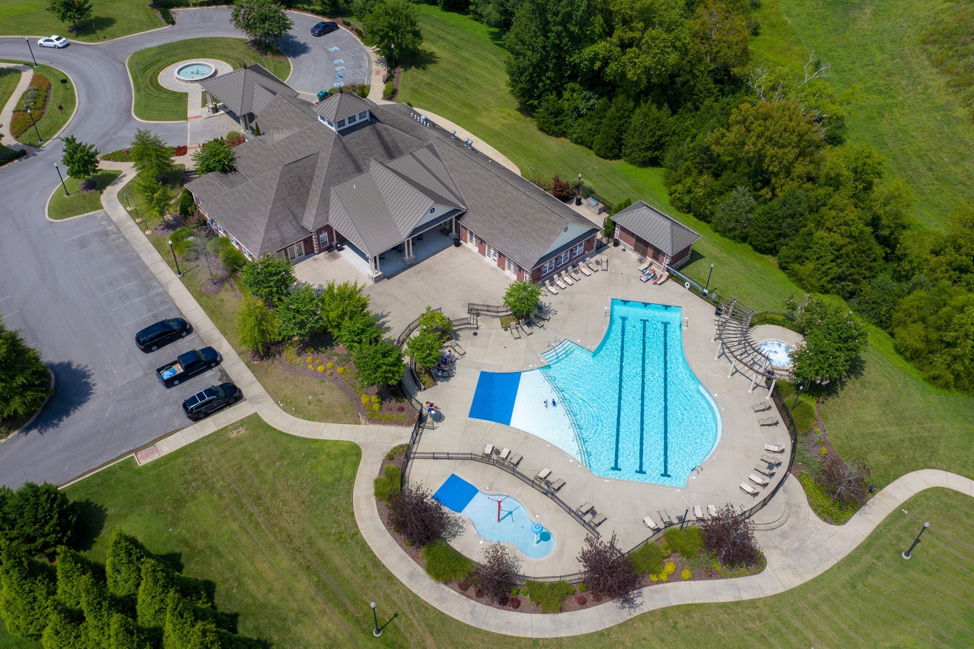 892 Meadowcrest Way