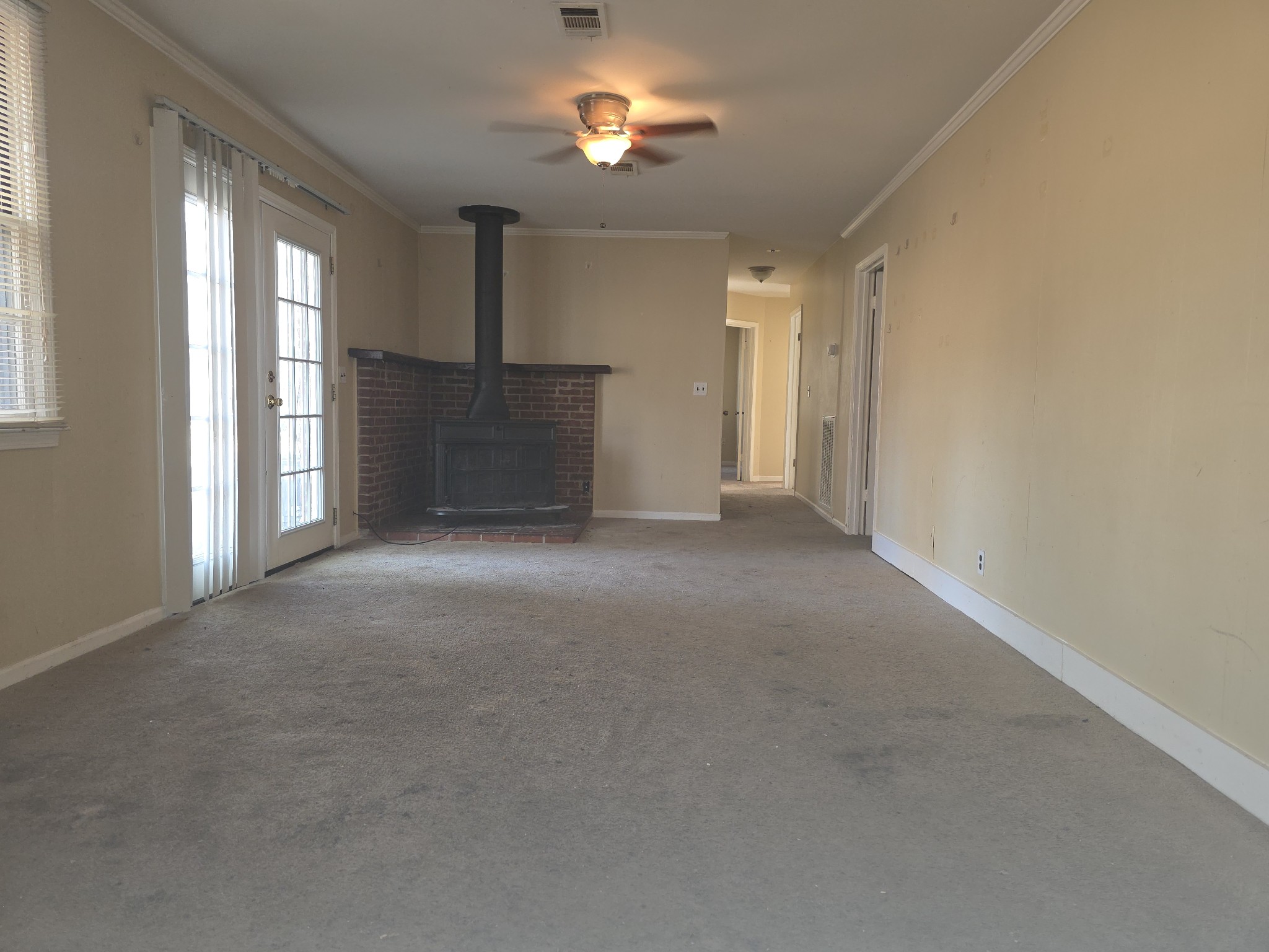 606 Huntington Pkwy