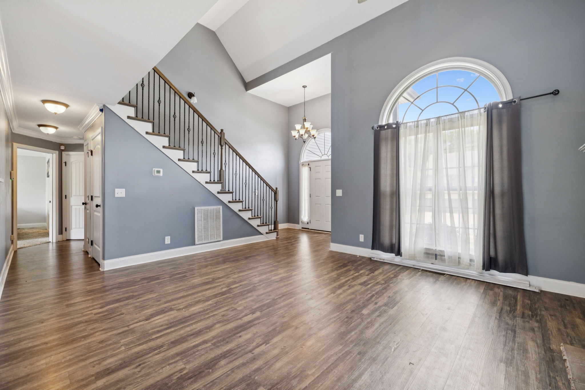 1069 Thrasher Dr