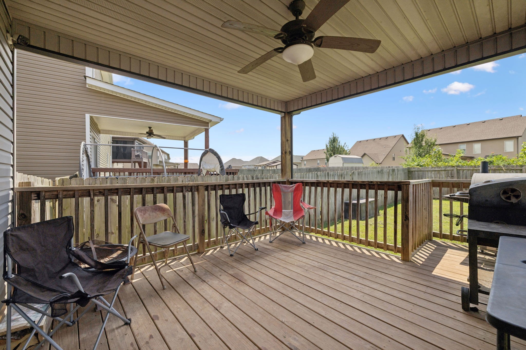 1069 Thrasher Dr
