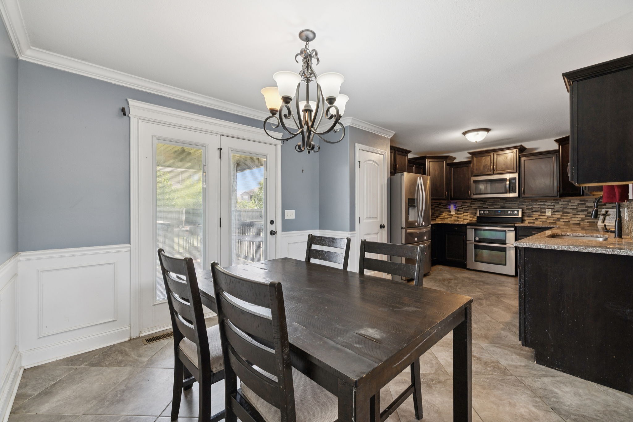 1069 Thrasher Dr