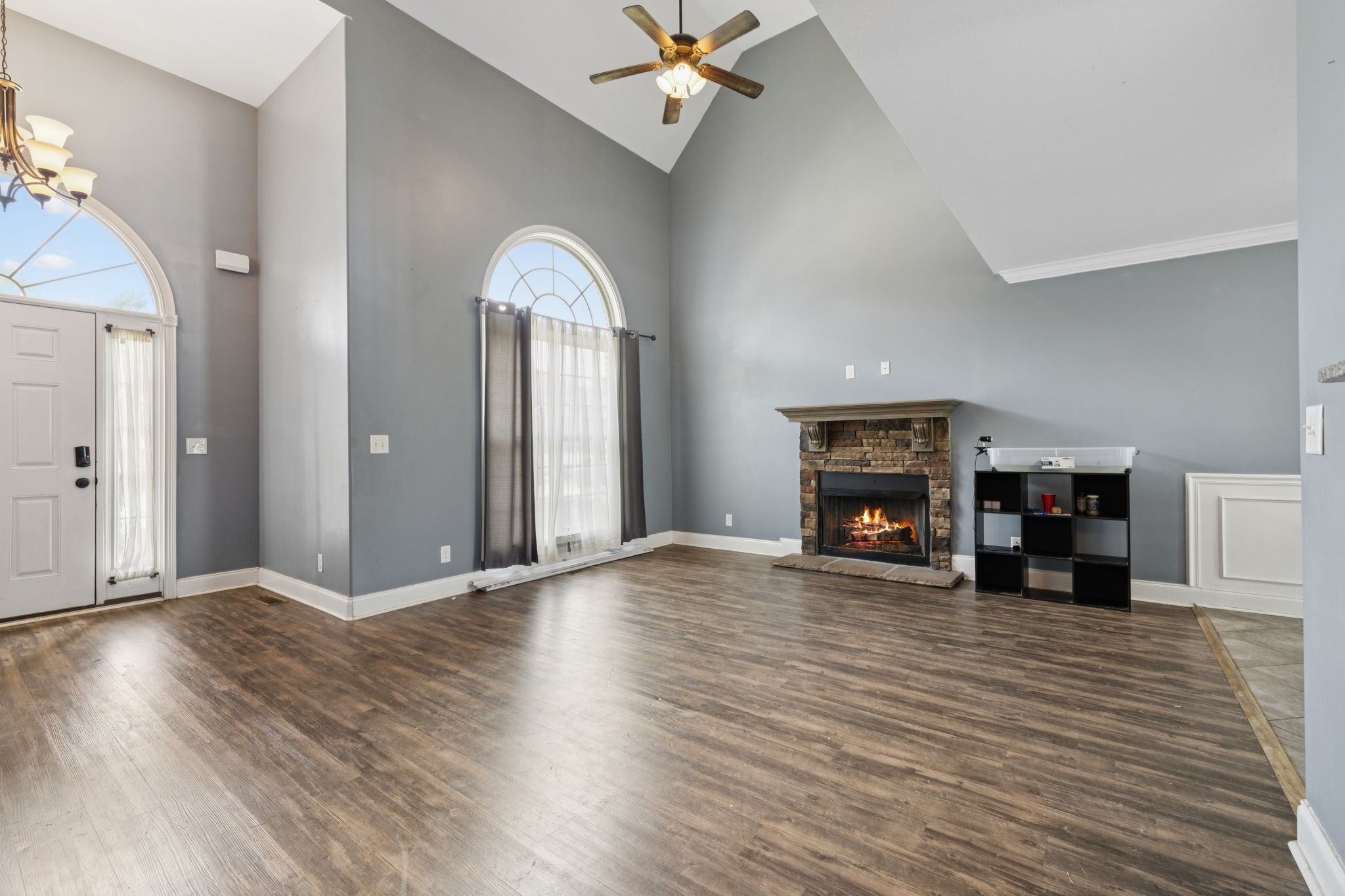 1069 Thrasher Dr
