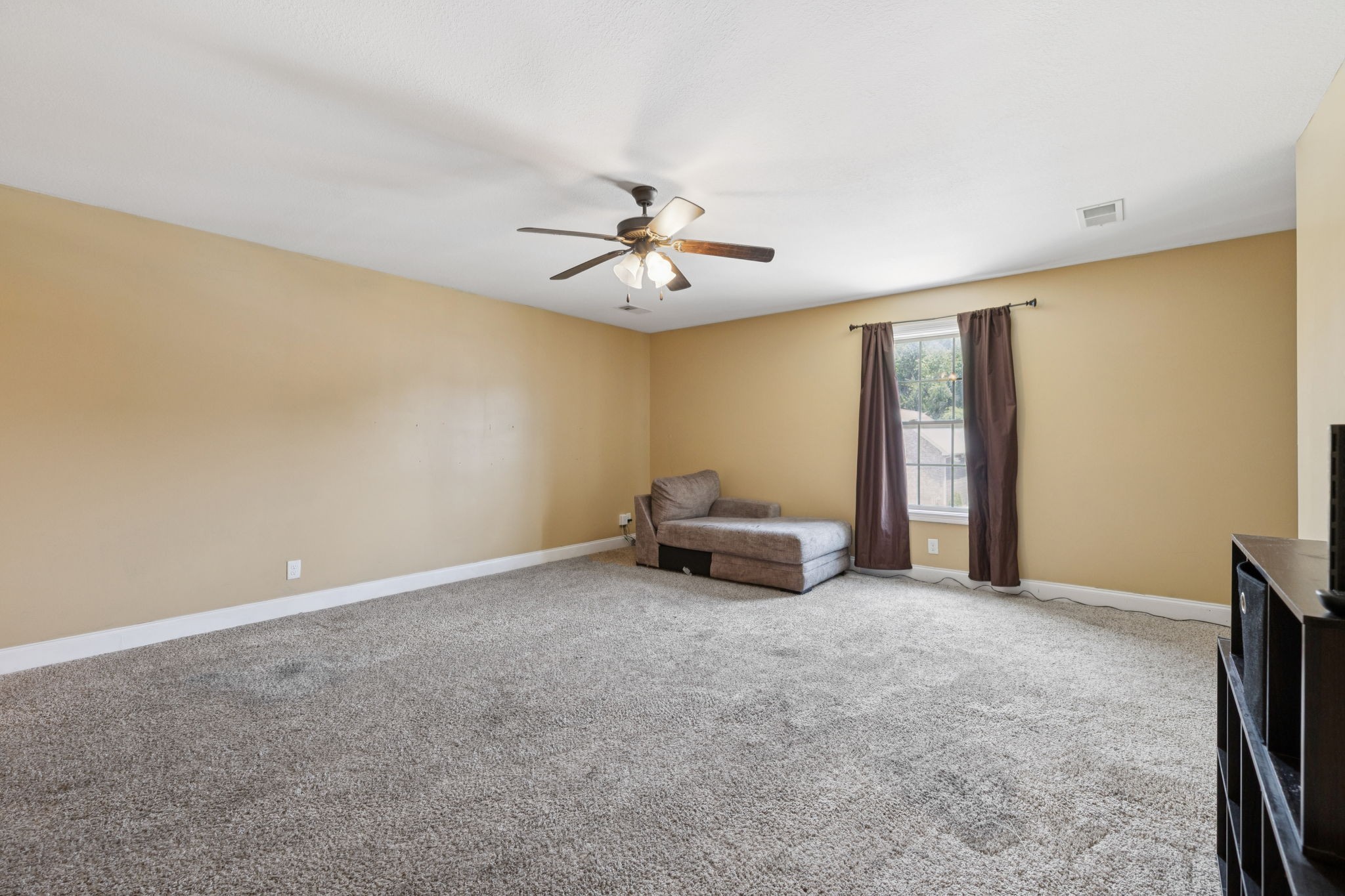 1069 Thrasher Dr
