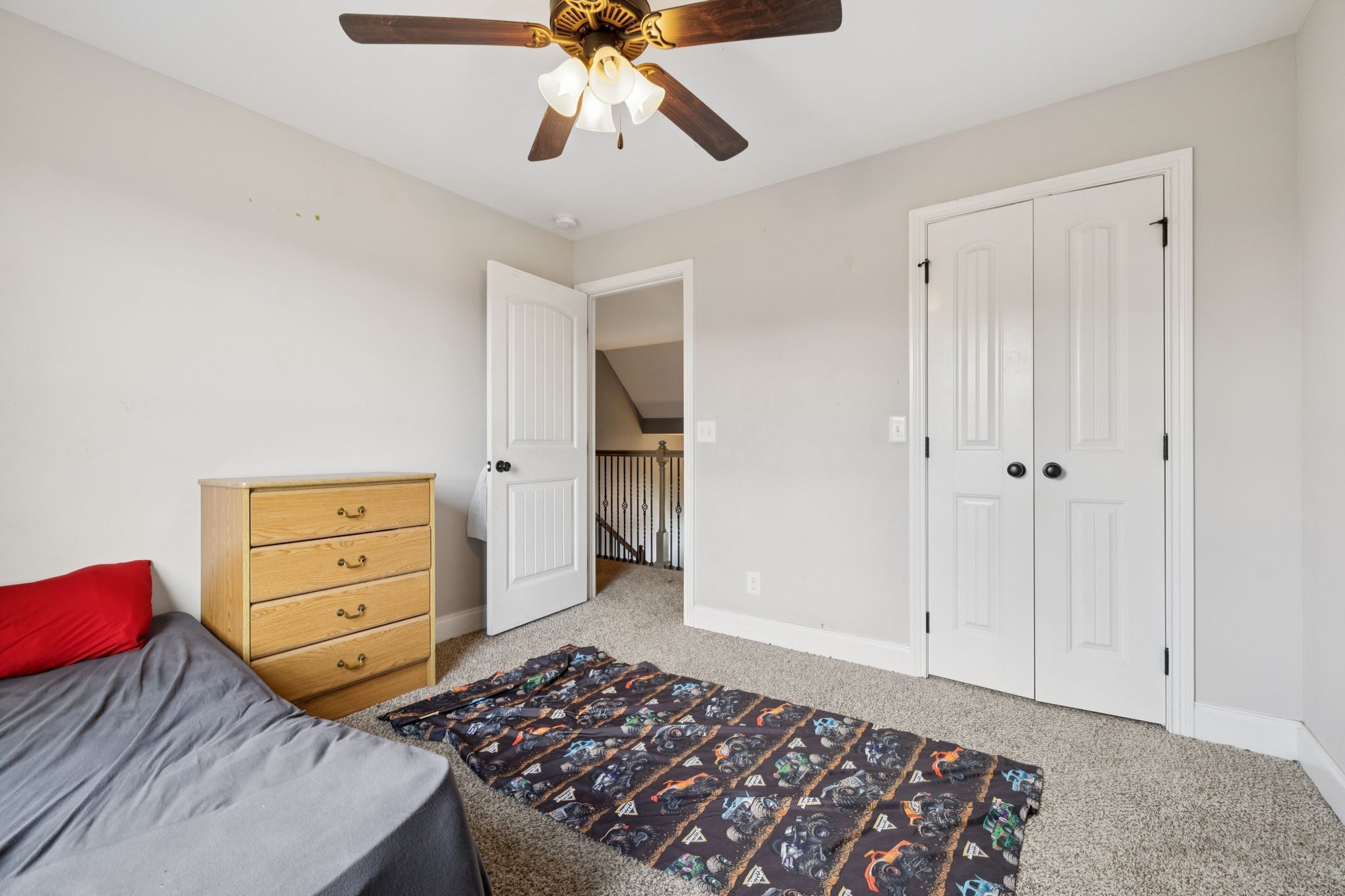 1069 Thrasher Dr
