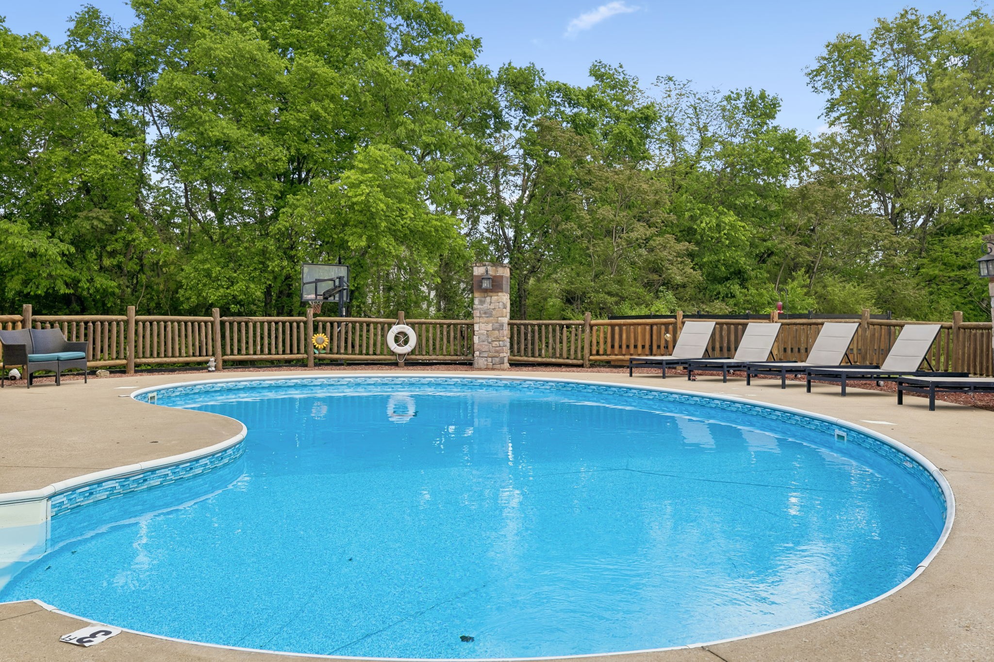 1437 Dividing Ridge Rd