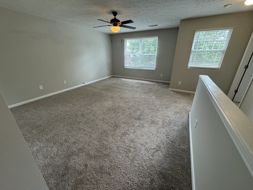 106 Scotts Dr