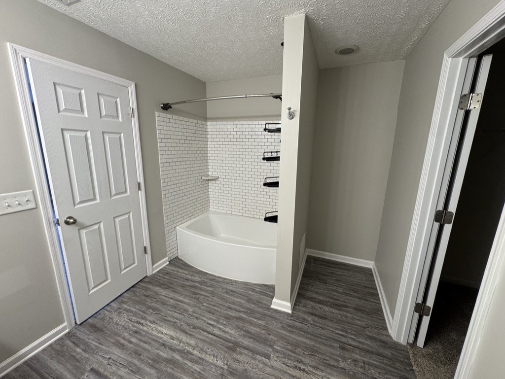 106 Scotts Dr