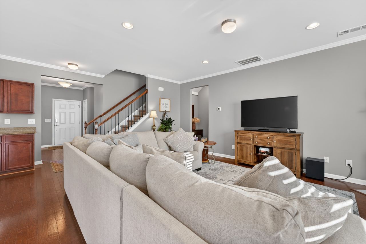 515 Rock Island Way