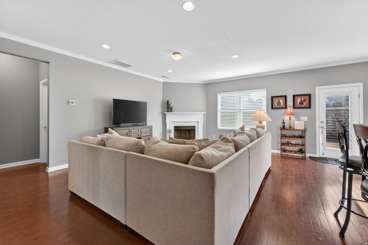 515 Rock Island Way