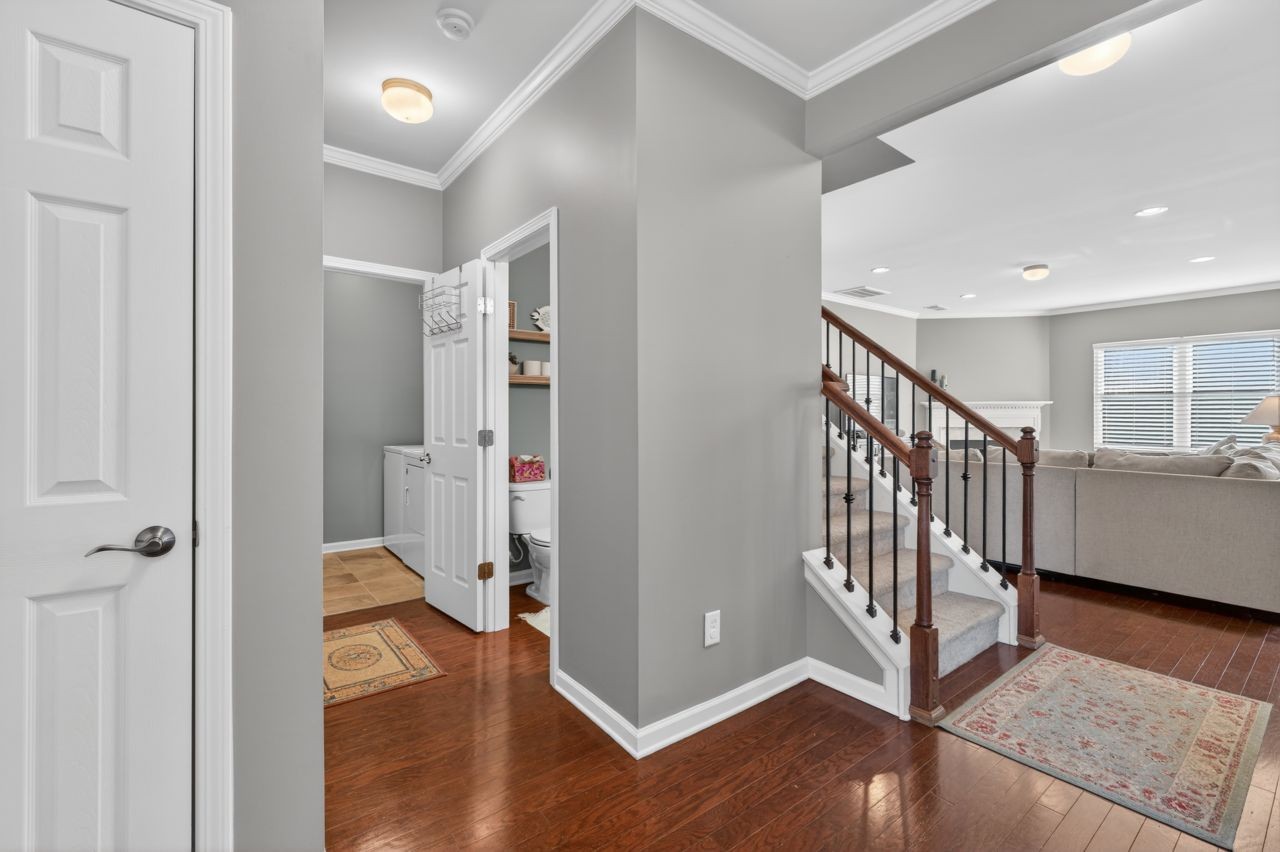 515 Rock Island Way