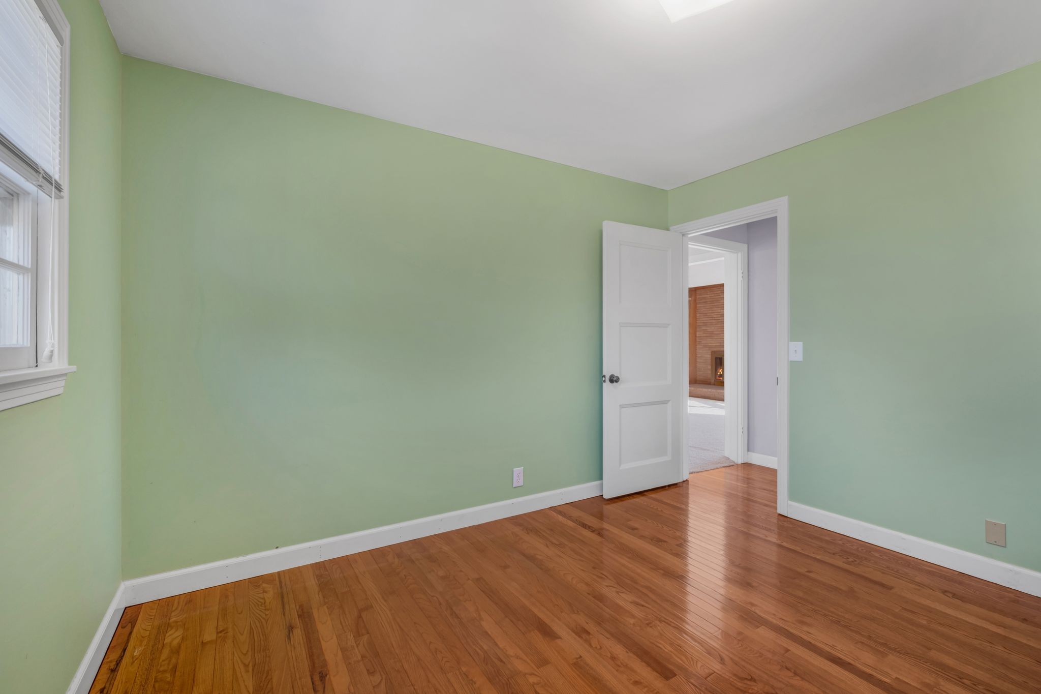 373 Green Harbor Rd