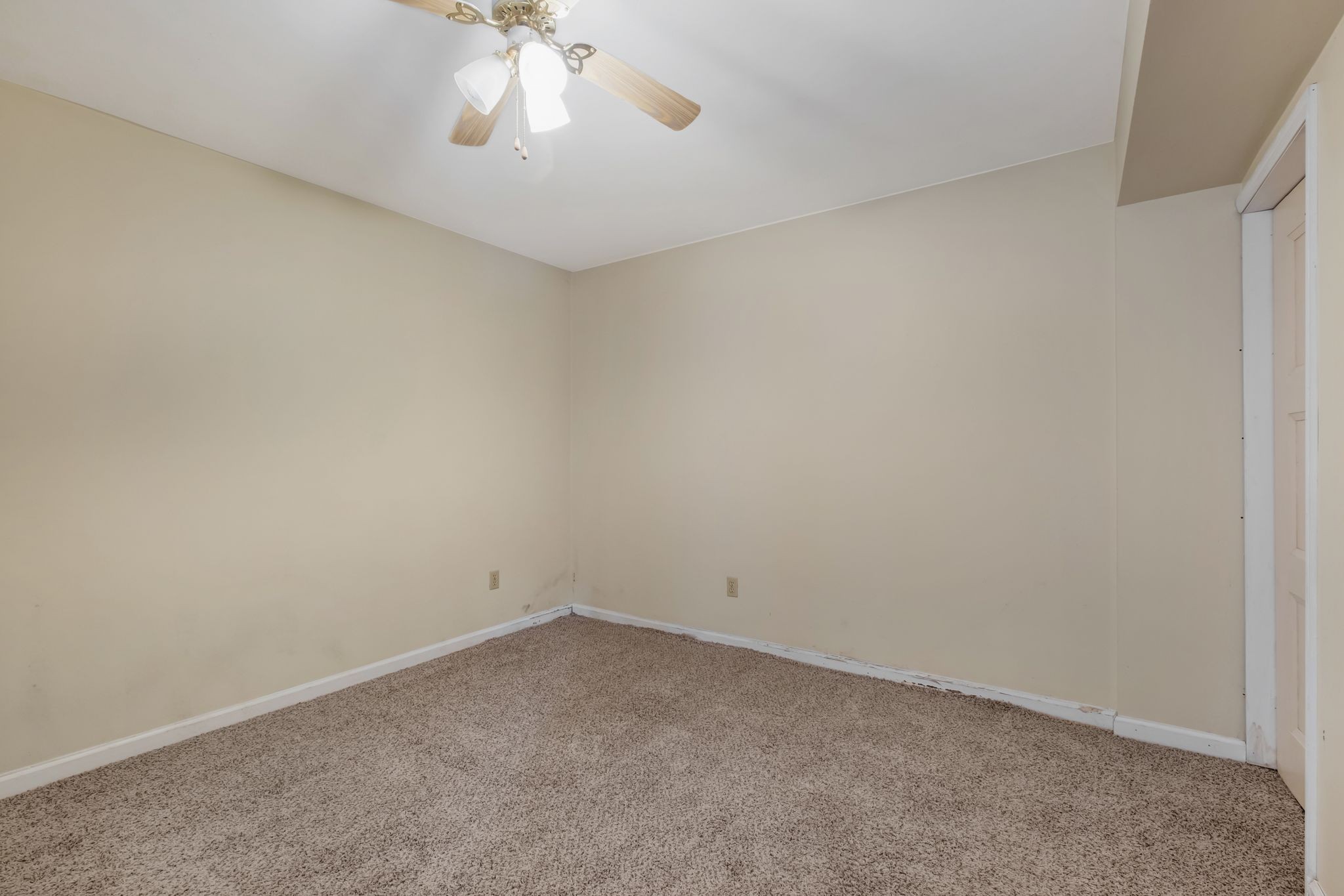 373 Green Harbor Rd