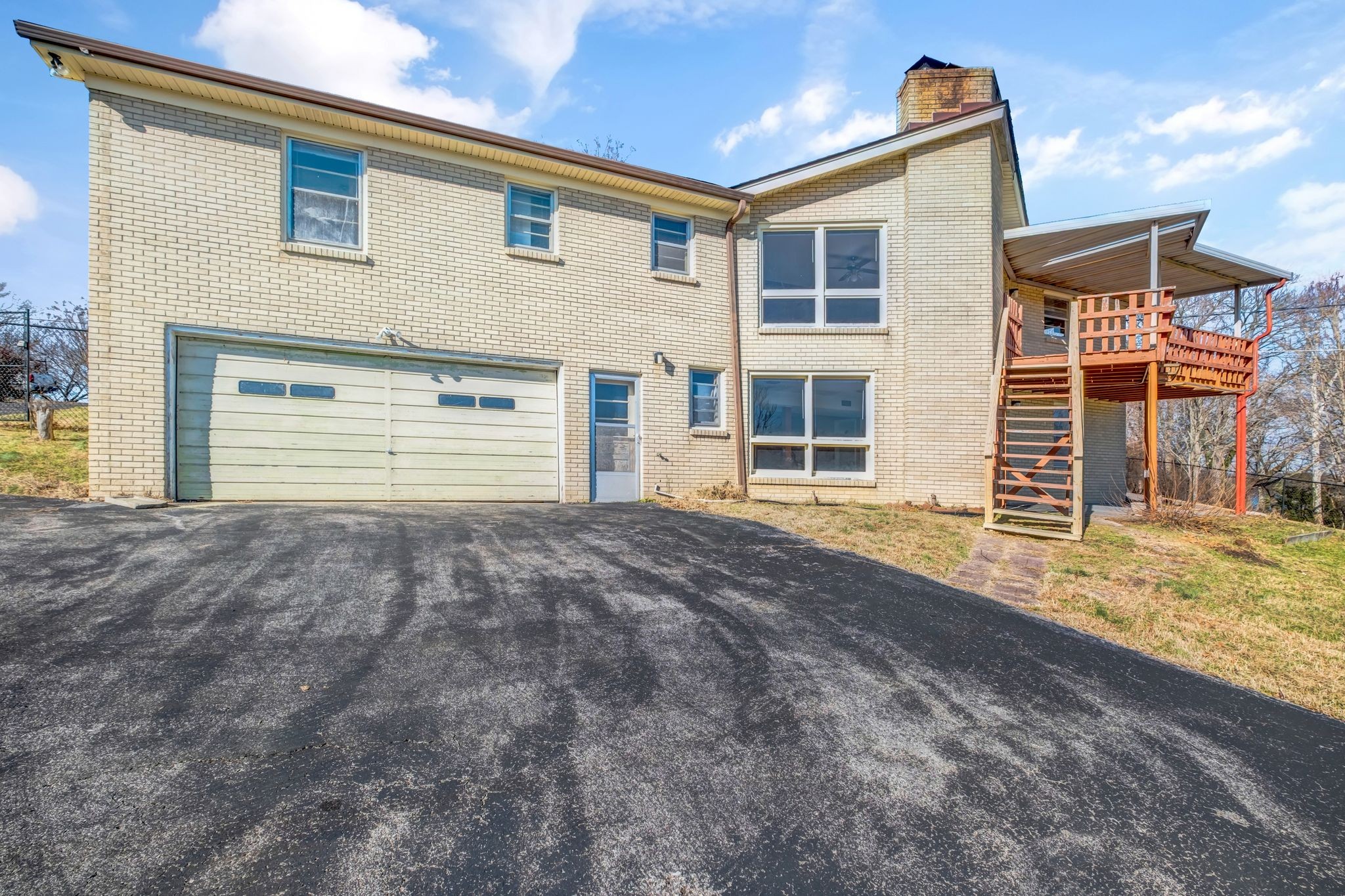373 Green Harbor Rd