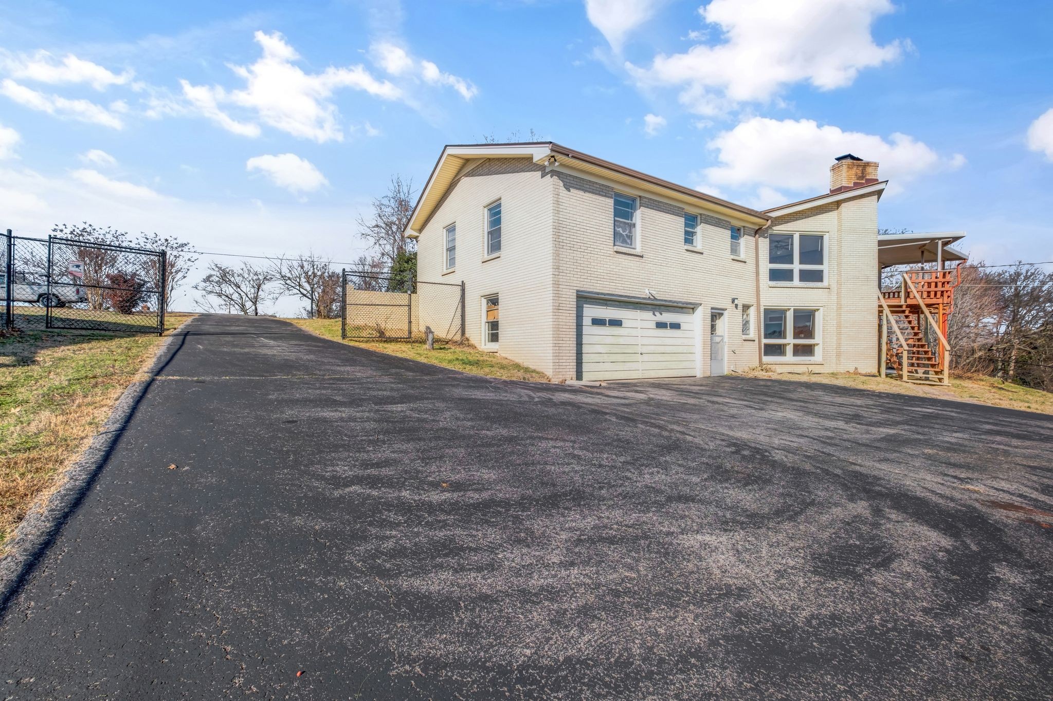 373 Green Harbor Rd