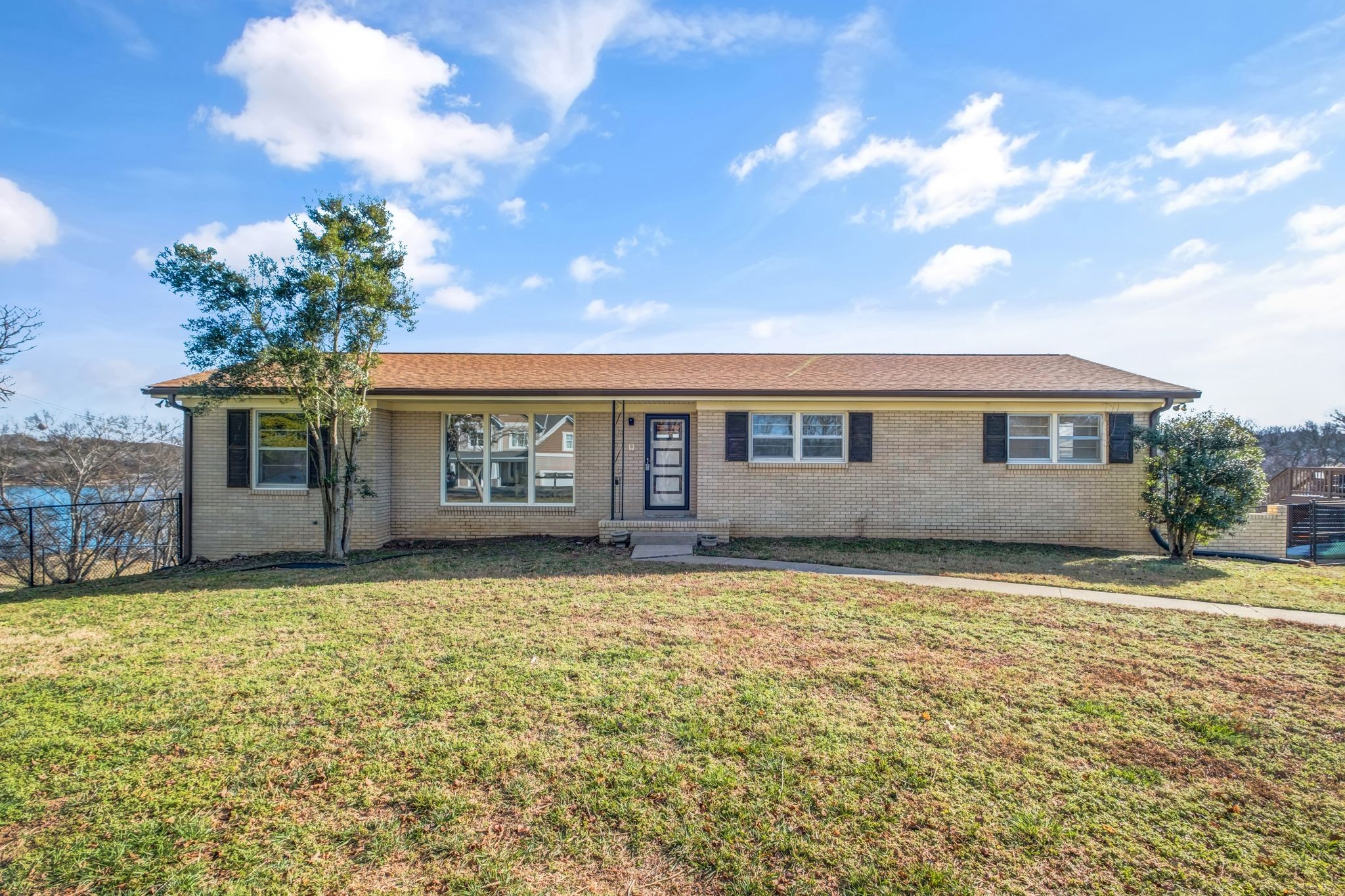 373 Green Harbor Rd
