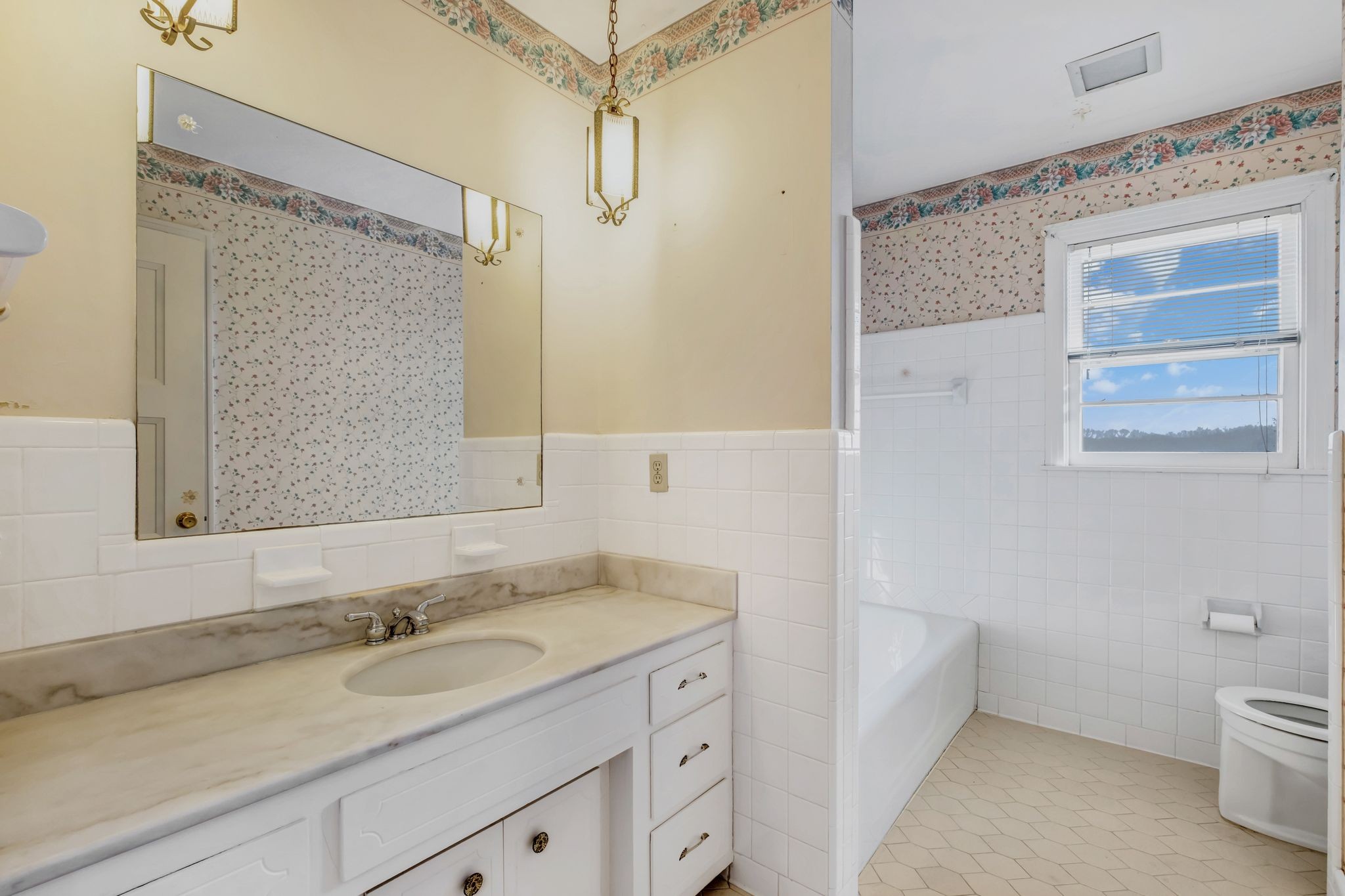 373 Green Harbor Rd