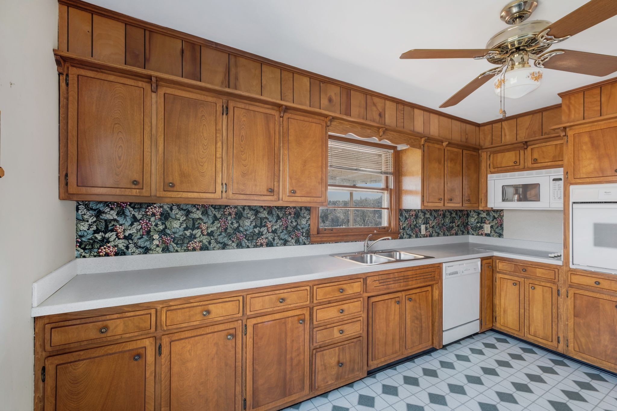 373 Green Harbor Rd