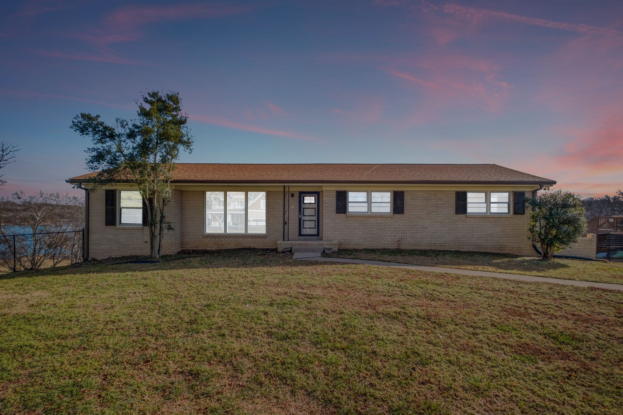 373 Green Harbor Rd