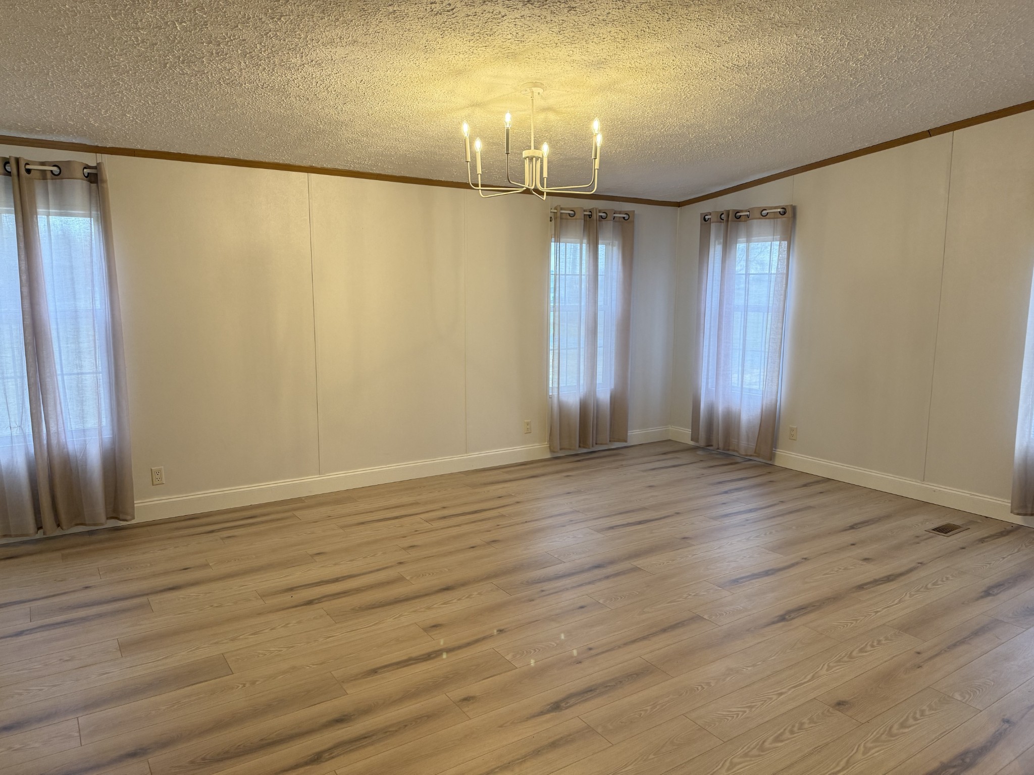 621 Cook Rd
