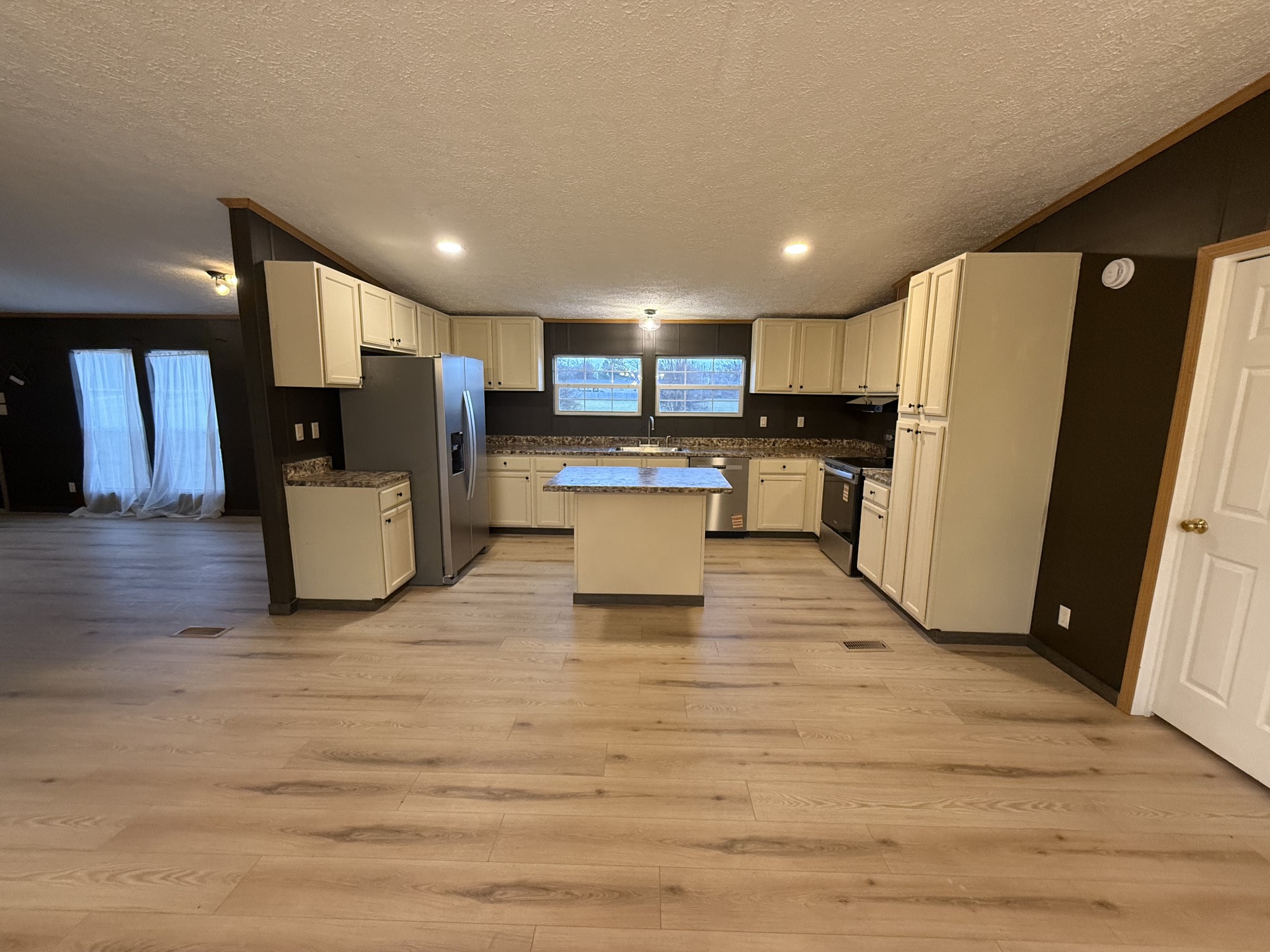 621 Cook Rd