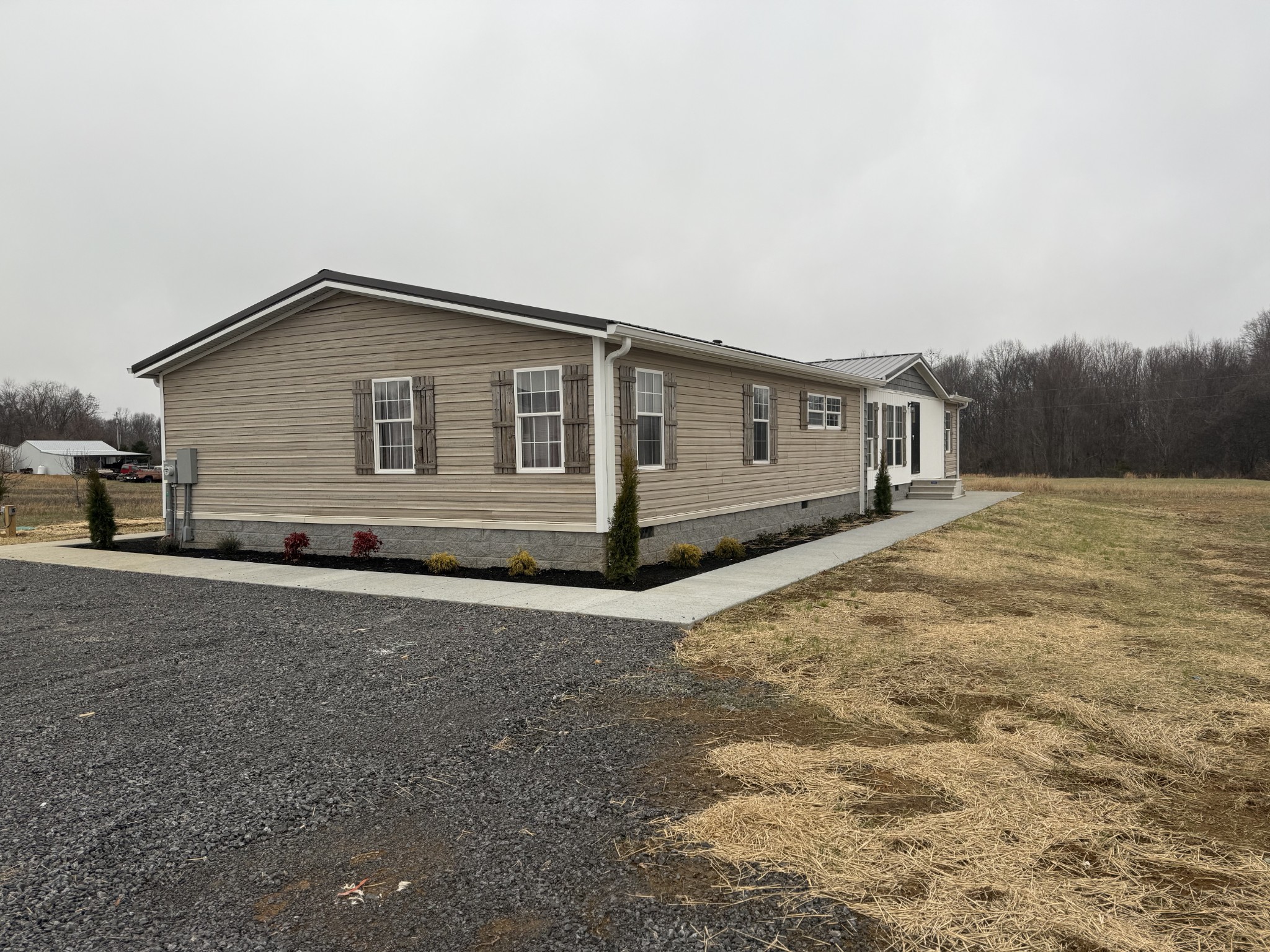 621 Cook Rd