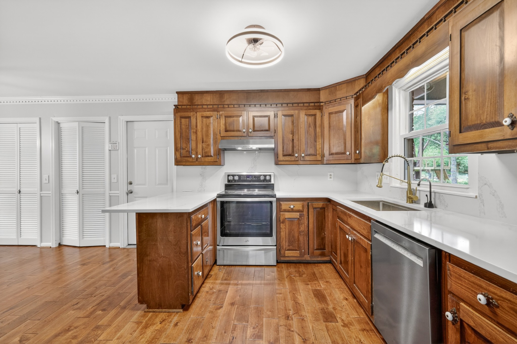 110 Pascal Dr