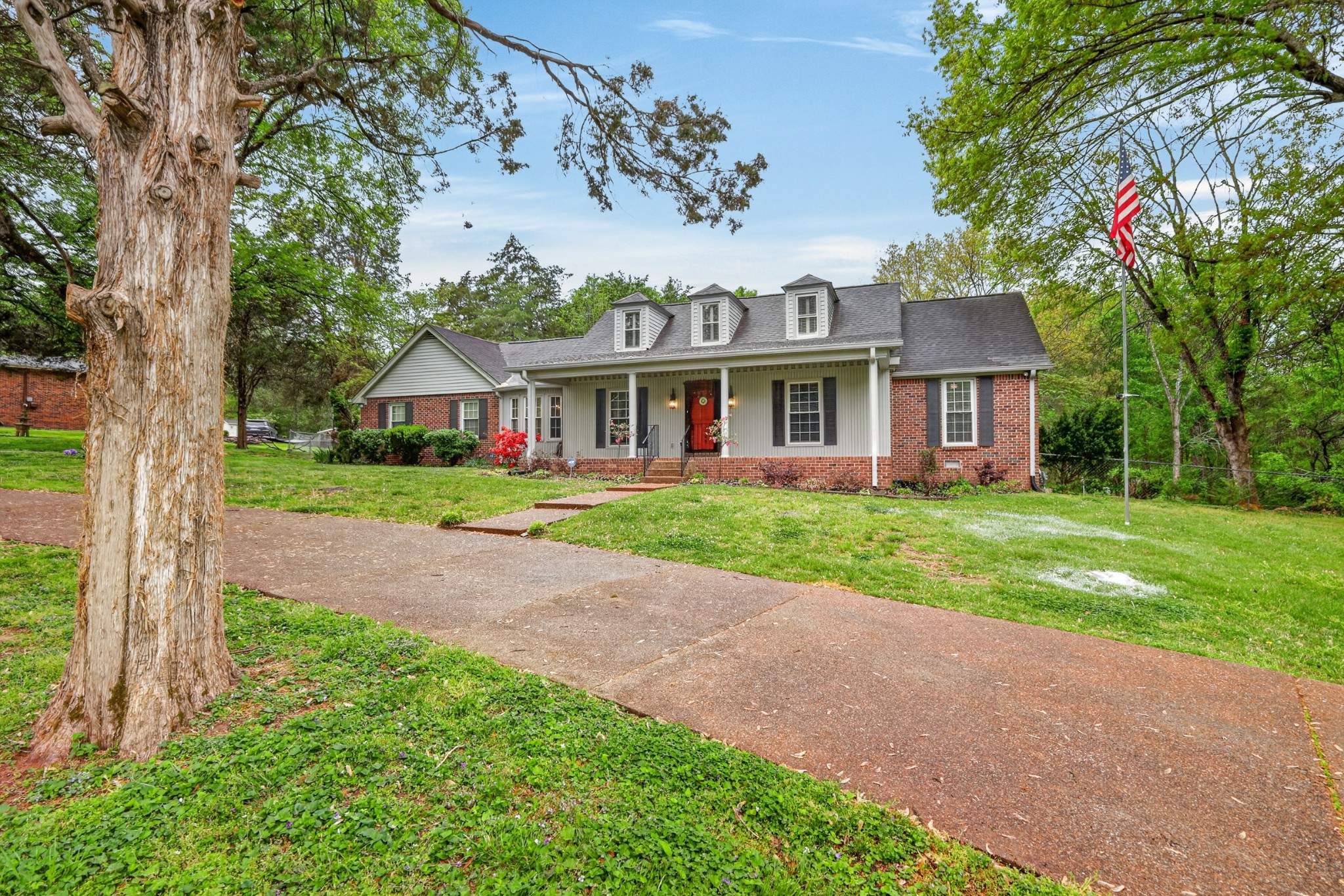 110 Pascal Dr