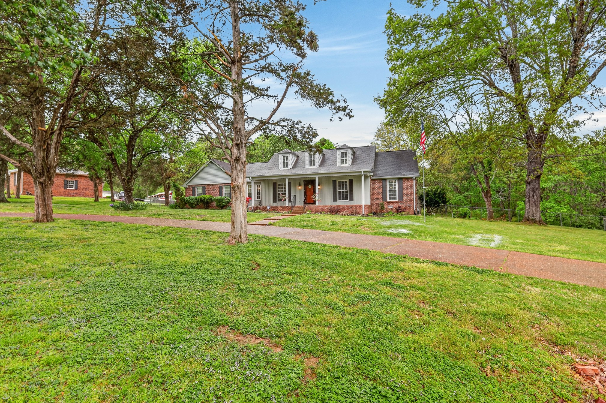 110 Pascal Dr