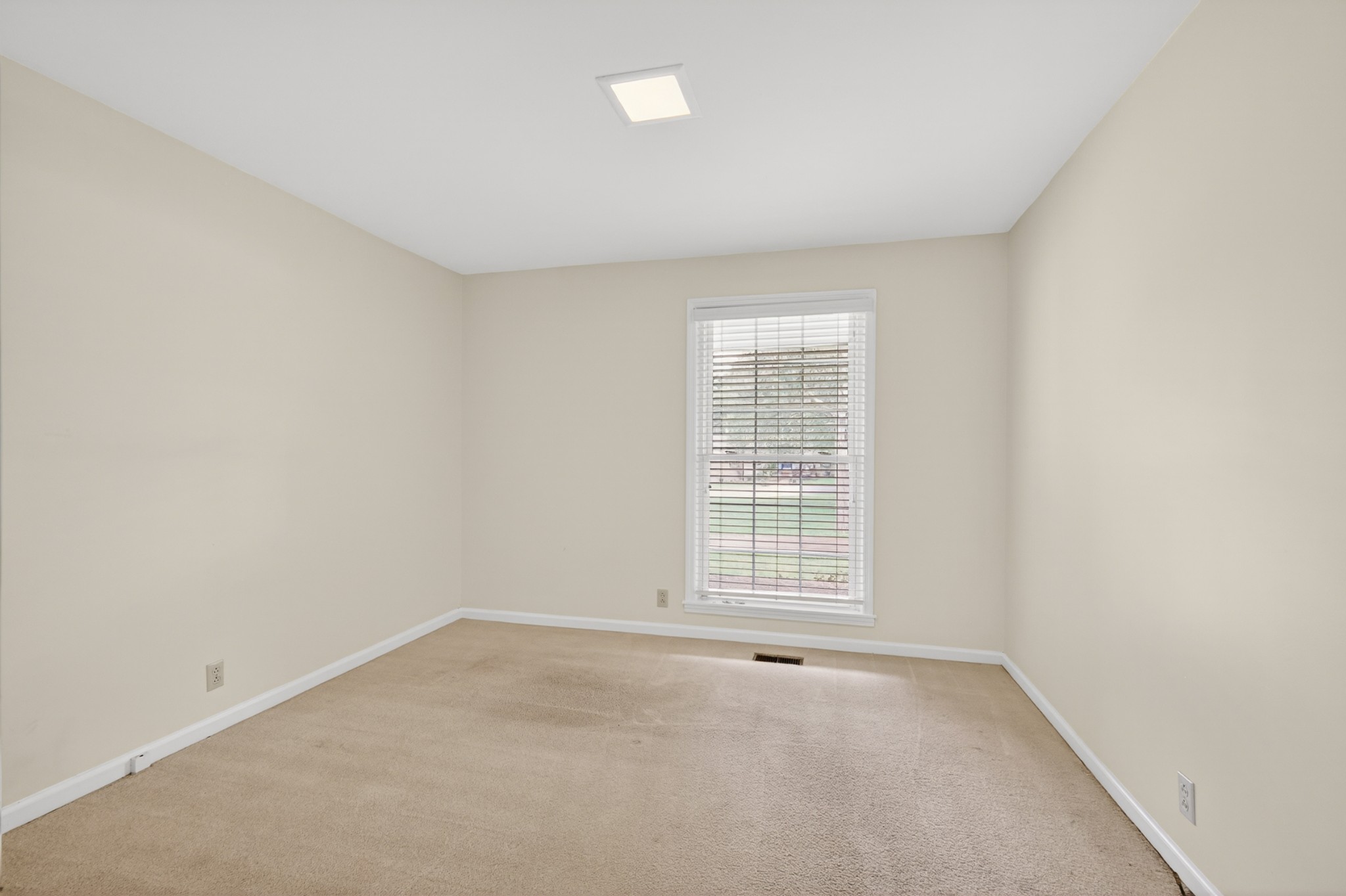 110 Pascal Dr